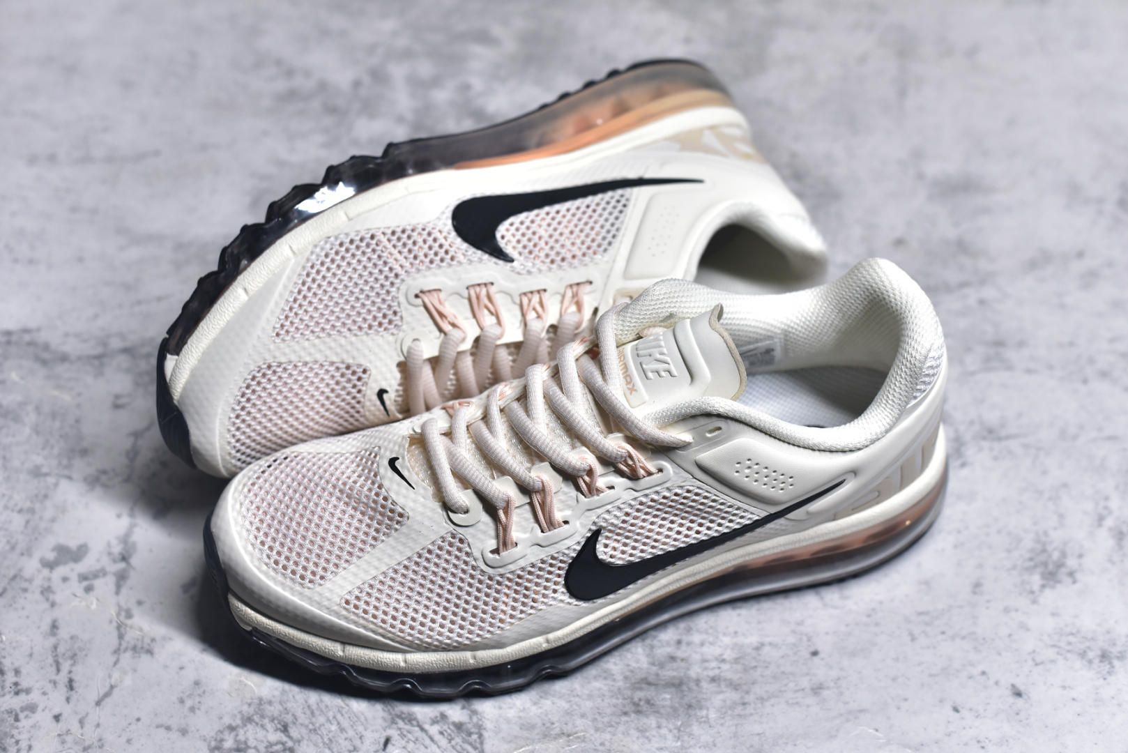 图片[7]-#NK Air Max 2013 经典舒适时尚耐磨透气低帮气垫跑步鞋 携时尚设计闪亮回归 出众有型 采用网眼布细节和运动风无缝覆面 助你保持清爽感受 塑就焕新造型 经典 Flywire 设计搭配经典全掌型 Max Air 缓震配置 缔造出众舒适感和支撑效果实拍调校N版已经零色差零失真 百分百还原实物色彩所见即所得 不存在货不对板色差等低级问题 选购参考实物拍摄 不混卖不参货 只用心做好货严格选品 承诺混一赔十 尺码：35.5 36 36.5 37.5 38 38.5 39 40 40.5 41 42 42.5 43 44 44.5 45 46 46.5-选品中心