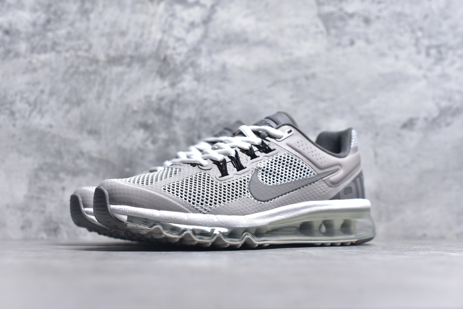 图片[2]-#NK Air Max 2013 经典舒适时尚耐磨透气低帮气垫跑步鞋 携时尚设计闪亮回归 出众有型 采用网眼布细节和运动风无缝覆面 助你保持清爽感受 塑就焕新造型 经典 Flywire 设计搭配经典全掌型 Max Air 缓震配置 缔造出众舒适感和支撑效果实拍调校N版已经零色差零失真 百分百还原实物色彩所见即所得 不存在货不对板色差等低级问题 选购参考实物拍摄 不混卖不参货 只用心做好货严格选品 承诺混一赔十 尺码：35.5 36 36.5 37.5 38 38.5 39 40 40.5 41 42 42.5 43 44 44.5 45 46 46.5-选品中心