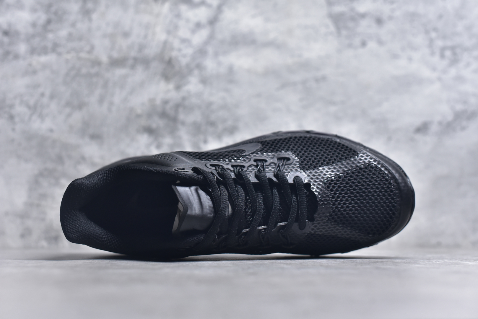 图片[4]-#NK Air Max 2013 经典舒适时尚耐磨透气低帮气垫跑步鞋 携时尚设计闪亮回归 出众有型 采用网眼布细节和运动风无缝覆面 助你保持清爽感受 塑就焕新造型 经典 Flywire 设计搭配经典全掌型 Max Air 缓震配置 缔造出众舒适感和支撑效果实拍调校N版已经零色差零失真 百分百还原实物色彩所见即所得 不存在货不对板色差等低级问题 选购参考实物拍摄 不混卖不参货 只用心做好货严格选品 承诺混一赔十 尺码：35.5 36 36.5 37.5 38 38.5 39 40 40.5 41 42 42.5 43 44 44.5 45 46 46.5-选品中心