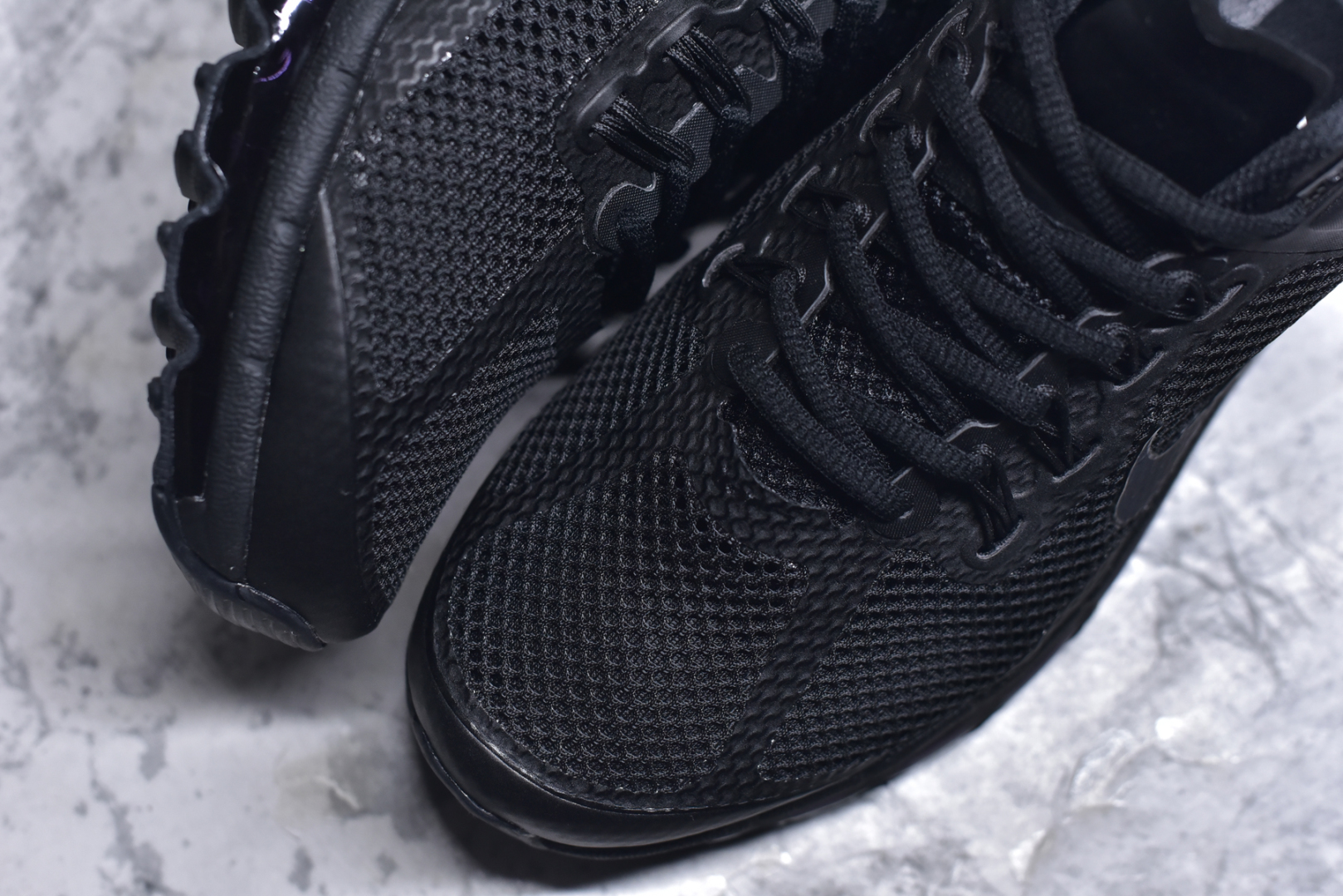图片[8]-#NK Air Max 2013 经典舒适时尚耐磨透气低帮气垫跑步鞋 携时尚设计闪亮回归 出众有型 采用网眼布细节和运动风无缝覆面 助你保持清爽感受 塑就焕新造型 经典 Flywire 设计搭配经典全掌型 Max Air 缓震配置 缔造出众舒适感和支撑效果实拍调校N版已经零色差零失真 百分百还原实物色彩所见即所得 不存在货不对板色差等低级问题 选购参考实物拍摄 不混卖不参货 只用心做好货严格选品 承诺混一赔十 尺码：35.5 36 36.5 37.5 38 38.5 39 40 40.5 41 42 42.5 43 44 44.5 45 46 46.5-选品中心