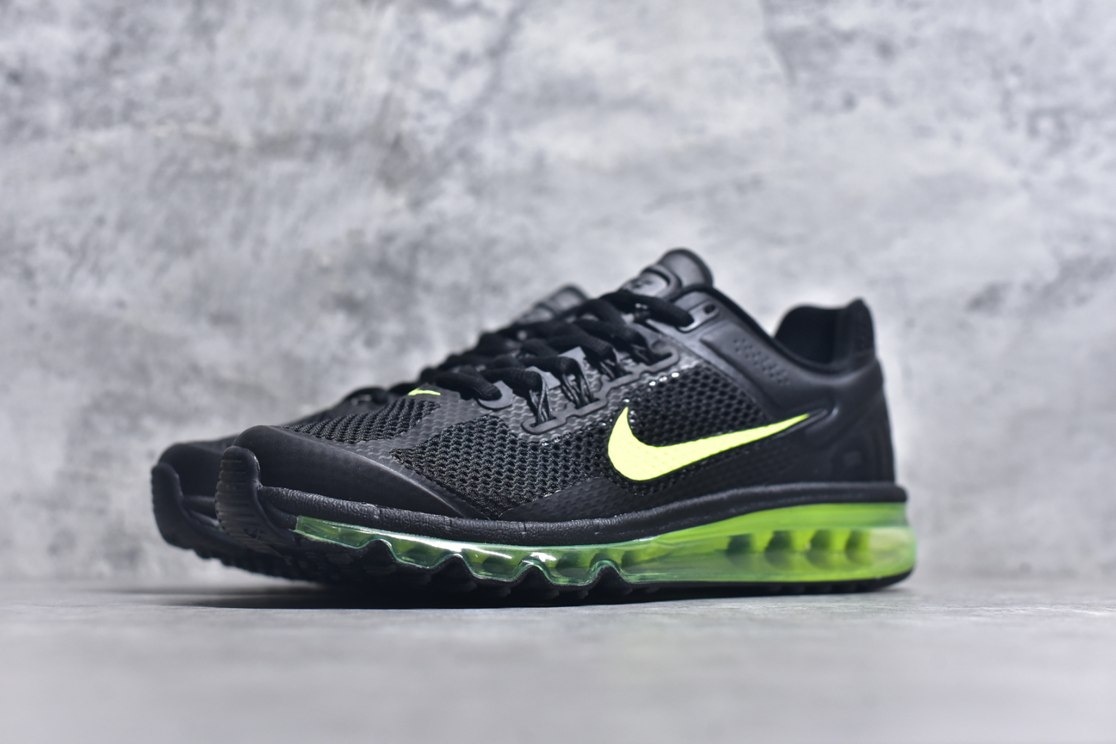 图片[2]-#NK Air Max 2013 经典舒适时尚耐磨透气低帮气垫跑步鞋 携时尚设计闪亮回归 出众有型 采用网眼布细节和运动风无缝覆面 助你保持清爽感受 塑就焕新造型 经典 Flywire 设计搭配经典全掌型 Max Air 缓震配置 缔造出众舒适感和支撑效果实拍调校N版已经零色差零失真 百分百还原实物色彩所见即所得 不存在货不对板色差等低级问题 选购参考实物拍摄 不混卖不参货 只用心做好货严格选品 承诺混一赔十 尺码：35.5 36 36.5 37.5 38 38.5 39 40 40.5 41 42 42.5 43 44 44.5 45 46 46.5-选品中心