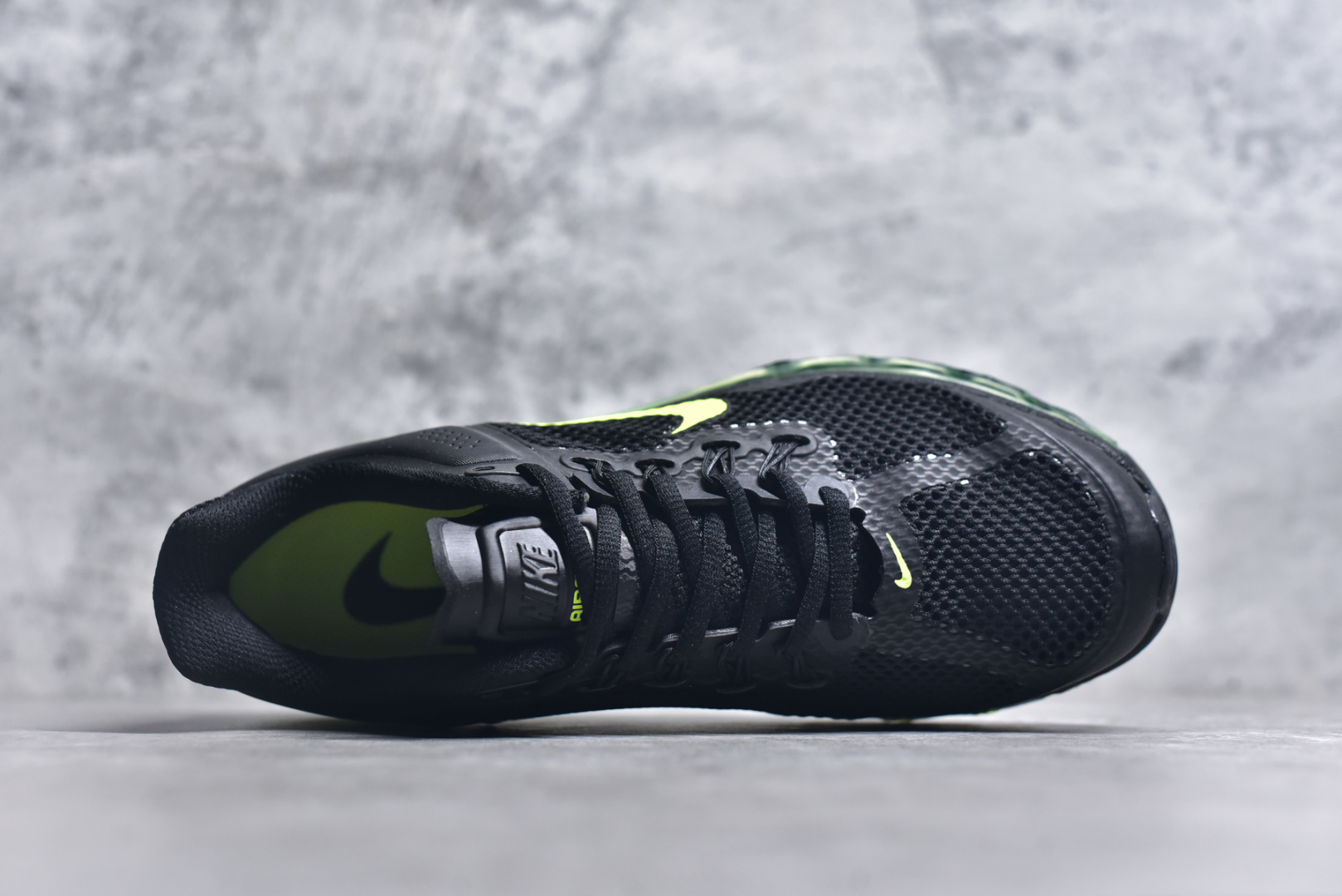 图片[4]-#NK Air Max 2013 经典舒适时尚耐磨透气低帮气垫跑步鞋 携时尚设计闪亮回归 出众有型 采用网眼布细节和运动风无缝覆面 助你保持清爽感受 塑就焕新造型 经典 Flywire 设计搭配经典全掌型 Max Air 缓震配置 缔造出众舒适感和支撑效果实拍调校N版已经零色差零失真 百分百还原实物色彩所见即所得 不存在货不对板色差等低级问题 选购参考实物拍摄 不混卖不参货 只用心做好货严格选品 承诺混一赔十 尺码：35.5 36 36.5 37.5 38 38.5 39 40 40.5 41 42 42.5 43 44 44.5 45 46 46.5-选品中心