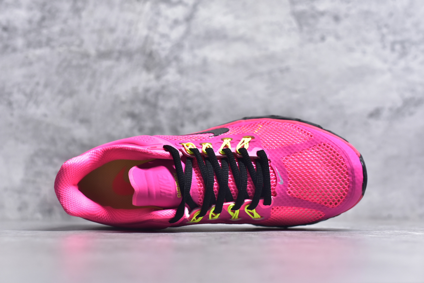 图片[4]-#NK Air Max 2013 经典舒适时尚耐磨透气低帮气垫跑步鞋 携时尚设计闪亮回归 出众有型 采用网眼布细节和运动风无缝覆面 助你保持清爽感受 塑就焕新造型 经典 Flywire 设计搭配经典全掌型 Max Air 缓震配置 缔造出众舒适感和支撑效果实拍调校N版已经零色差零失真 百分百还原实物色彩所见即所得 不存在货不对板色差等低级问题 选购参考实物拍摄 不混卖不参货 只用心做好货严格选品 承诺混一赔十 尺码：35.5 36 36.5 37.5 38 38.5 39 40 40.5 41 42 42.5 43 44 44.5 45 46 46.5-选品中心