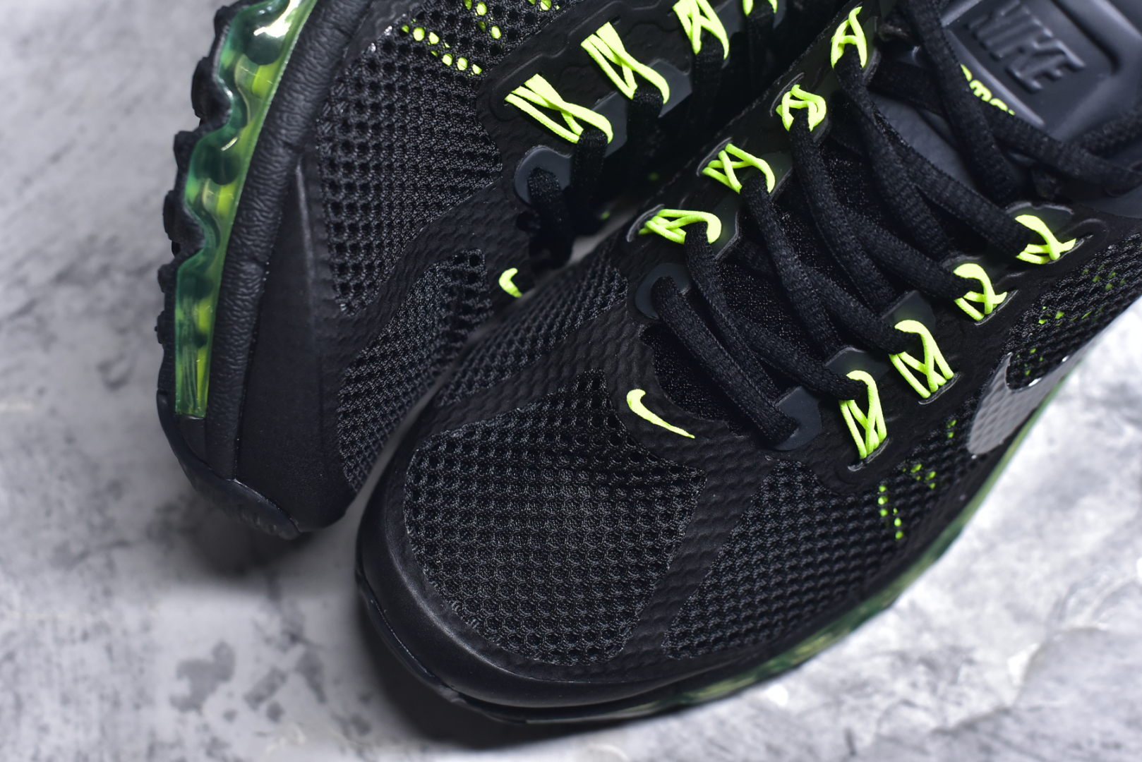 图片[8]-#NK Air Max 2013 经典舒适时尚耐磨透气低帮气垫跑步鞋 携时尚设计闪亮回归 出众有型 采用网眼布细节和运动风无缝覆面 助你保持清爽感受 塑就焕新造型 经典 Flywire 设计搭配经典全掌型 Max Air 缓震配置 缔造出众舒适感和支撑效果实拍调校N版已经零色差零失真 百分百还原实物色彩所见即所得 不存在货不对板色差等低级问题 选购参考实物拍摄 不混卖不参货 只用心做好货严格选品 承诺混一赔十 尺码：35.5 36 36.5 37.5 38 38.5 39 40 40.5 41 42 42.5 43 44 44.5 45 46 46.5-选品中心