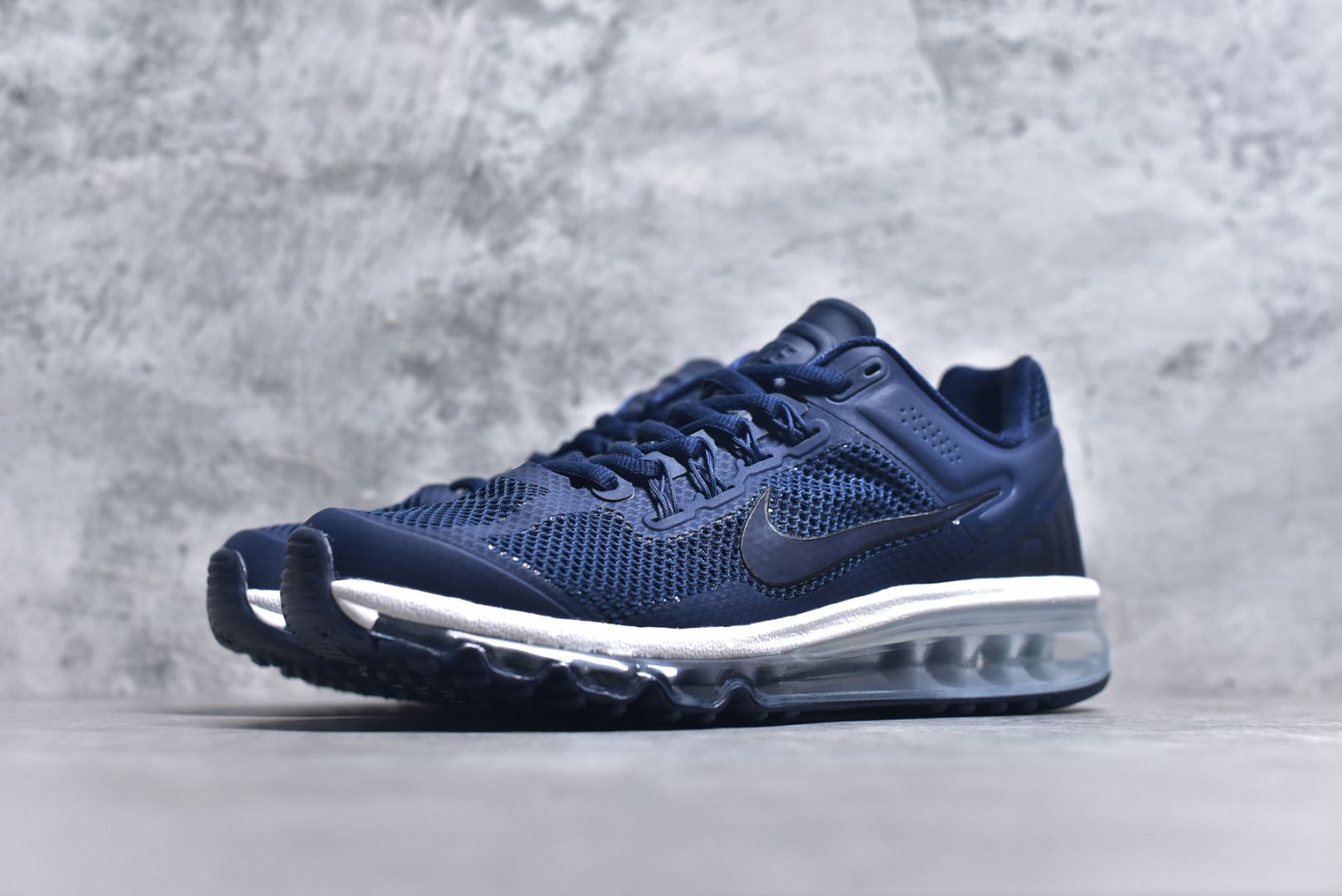 图片[2]-#NK Air Max 2013 经典舒适时尚耐磨透气低帮气垫跑步鞋 携时尚设计闪亮回归 出众有型 采用网眼布细节和运动风无缝覆面 助你保持清爽感受 塑就焕新造型 经典 Flywire 设计搭配经典全掌型 Max Air 缓震配置 缔造出众舒适感和支撑效果实拍调校N版已经零色差零失真 百分百还原实物色彩所见即所得 不存在货不对板色差等低级问题 选购参考实物拍摄 不混卖不参货 只用心做好货严格选品 承诺混一赔十 尺码：35.5 36 36.5 37.5 38 38.5 39 40 40.5 41 42 42.5 43 44 44.5 45 46 46.5-选品中心