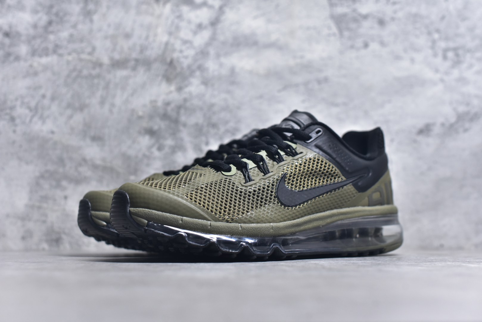 图片[2]-#NK Air Max 2013 经典舒适时尚耐磨透气低帮气垫跑步鞋 携时尚设计闪亮回归 出众有型 采用网眼布细节和运动风无缝覆面 助你保持清爽感受 塑就焕新造型 经典 Flywire 设计搭配经典全掌型 Max Air 缓震配置 缔造出众舒适感和支撑效果实拍调校N版已经零色差零失真 百分百还原实物色彩所见即所得 不存在货不对板色差等低级问题 选购参考实物拍摄 不混卖不参货 只用心做好货严格选品 承诺混一赔十 尺码：35.5 36 36.5 37.5 38 38.5 39 40 40.5 41 42 42.5 43 44 44.5 45 46 46.5-选品中心