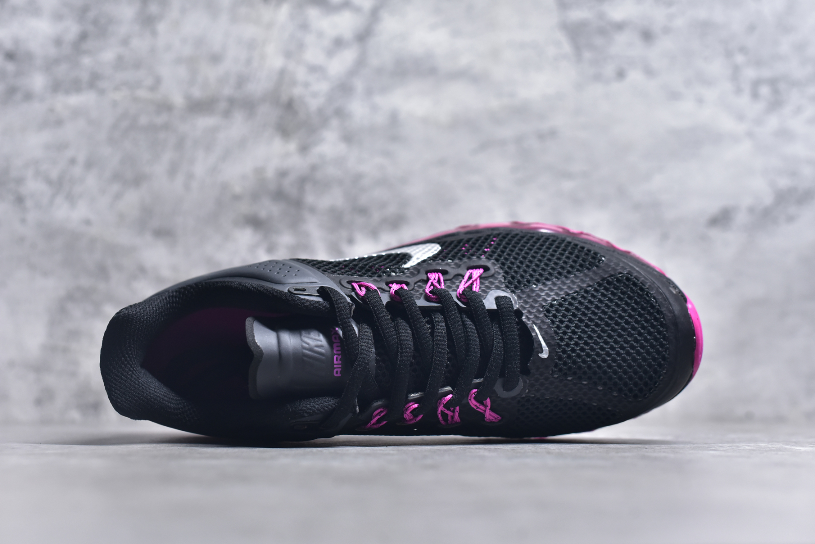 图片[4]-#NK Air Max 2013 经典舒适时尚耐磨透气低帮气垫跑步鞋 携时尚设计闪亮回归 出众有型 采用网眼布细节和运动风无缝覆面 助你保持清爽感受 塑就焕新造型 经典 Flywire 设计搭配经典全掌型 Max Air 缓震配置 缔造出众舒适感和支撑效果实拍调校N版已经零色差零失真 百分百还原实物色彩所见即所得 不存在货不对板色差等低级问题 选购参考实物拍摄 不混卖不参货 只用心做好货严格选品 承诺混一赔十 尺码：35.5 36 36.5 37.5 38 38.5 39 40 40.5 41 42 42.5 43 44 44.5 45 46 46.5-选品中心