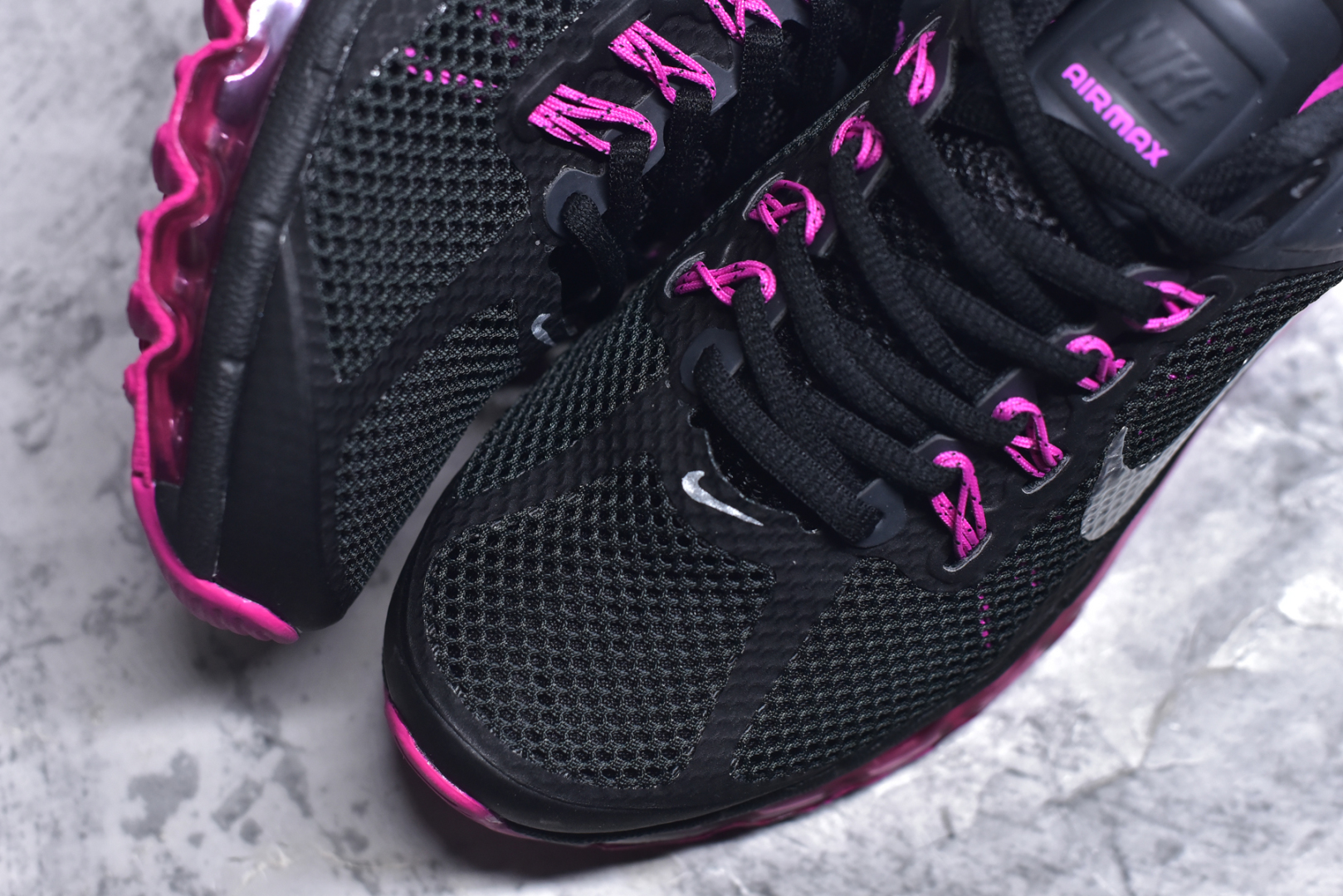 图片[8]-#NK Air Max 2013 经典舒适时尚耐磨透气低帮气垫跑步鞋 携时尚设计闪亮回归 出众有型 采用网眼布细节和运动风无缝覆面 助你保持清爽感受 塑就焕新造型 经典 Flywire 设计搭配经典全掌型 Max Air 缓震配置 缔造出众舒适感和支撑效果实拍调校N版已经零色差零失真 百分百还原实物色彩所见即所得 不存在货不对板色差等低级问题 选购参考实物拍摄 不混卖不参货 只用心做好货严格选品 承诺混一赔十 尺码：35.5 36 36.5 37.5 38 38.5 39 40 40.5 41 42 42.5 43 44 44.5 45 46 46.5-选品中心