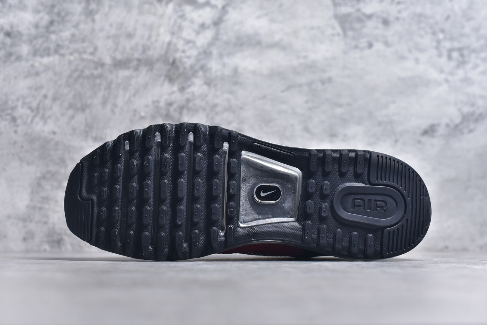 图片[6]-#NK Air Max 2013 经典舒适时尚耐磨透气低帮气垫跑步鞋 携时尚设计闪亮回归 出众有型 采用网眼布细节和运动风无缝覆面 助你保持清爽感受 塑就焕新造型 经典 Flywire 设计搭配经典全掌型 Max Air 缓震配置 缔造出众舒适感和支撑效果实拍调校N版已经零色差零失真 百分百还原实物色彩所见即所得 不存在货不对板色差等低级问题 选购参考实物拍摄 不混卖不参货 只用心做好货严格选品 承诺混一赔十 尺码：35.5 36 36.5 37.5 38 38.5 39 40 40.5 41 42 42.5 43 44 44.5 45 46 46.5-选品中心