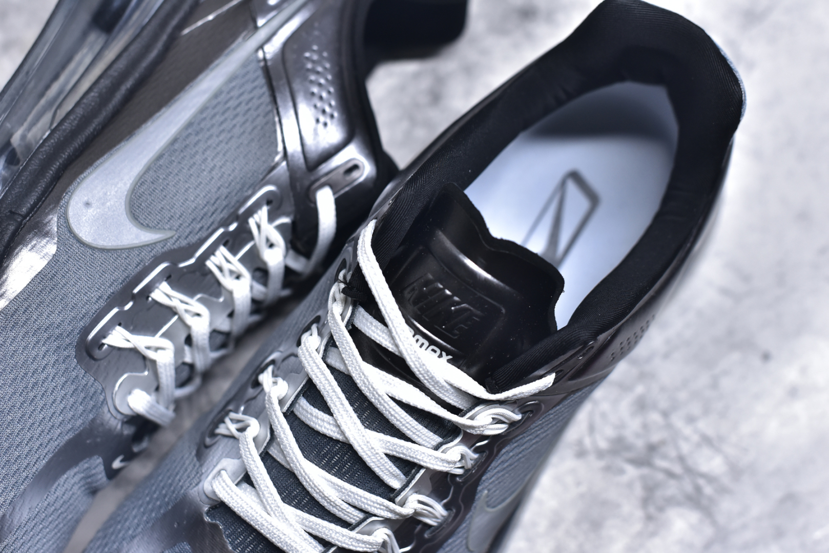 图片[9]-#NK Air Max 2013 经典舒适时尚耐磨透气低帮气垫跑步鞋 携时尚设计闪亮回归 出众有型 采用网眼布细节和运动风无缝覆面 助你保持清爽感受 塑就焕新造型 经典 Flywire 设计搭配经典全掌型 Max Air 缓震配置 缔造出众舒适感和支撑效果实拍调校N版已经零色差零失真 百分百还原实物色彩所见即所得 不存在货不对板色差等低级问题 选购参考实物拍摄 不混卖不参货 只用心做好货严格选品 承诺混一赔十 尺码：35.5 36 36.5 37.5 38 38.5 39 40 40.5 41 42 42.5 43 44 44.5 45 46 46.5-选品中心