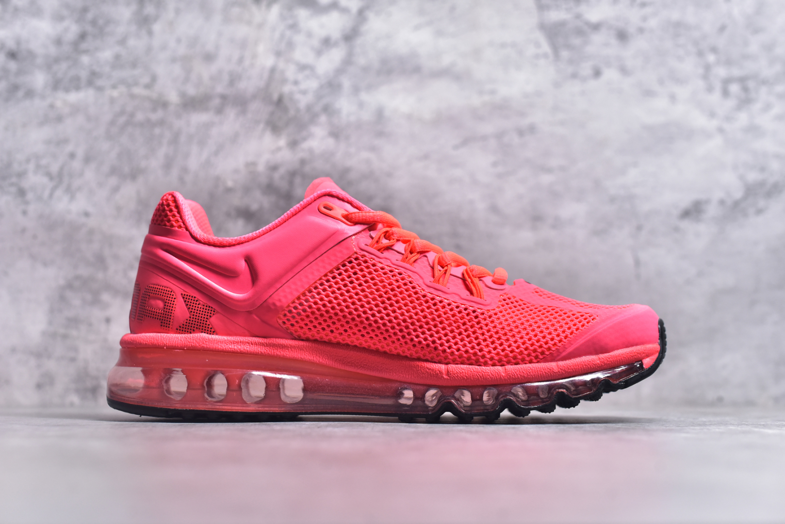 图片[3]-#NK Air Max 2013 经典舒适时尚耐磨透气低帮气垫跑步鞋 携时尚设计闪亮回归 出众有型 采用网眼布细节和运动风无缝覆面 助你保持清爽感受 塑就焕新造型 经典 Flywire 设计搭配经典全掌型 Max Air 缓震配置 缔造出众舒适感和支撑效果实拍调校N版已经零色差零失真 百分百还原实物色彩所见即所得 不存在货不对板色差等低级问题 选购参考实物拍摄 不混卖不参货 只用心做好货严格选品 承诺混一赔十 尺码：35.5 36 36.5 37.5 38 38.5 39 40 40.5 41 42 42.5 43 44 44.5 45 46 46.5-选品中心