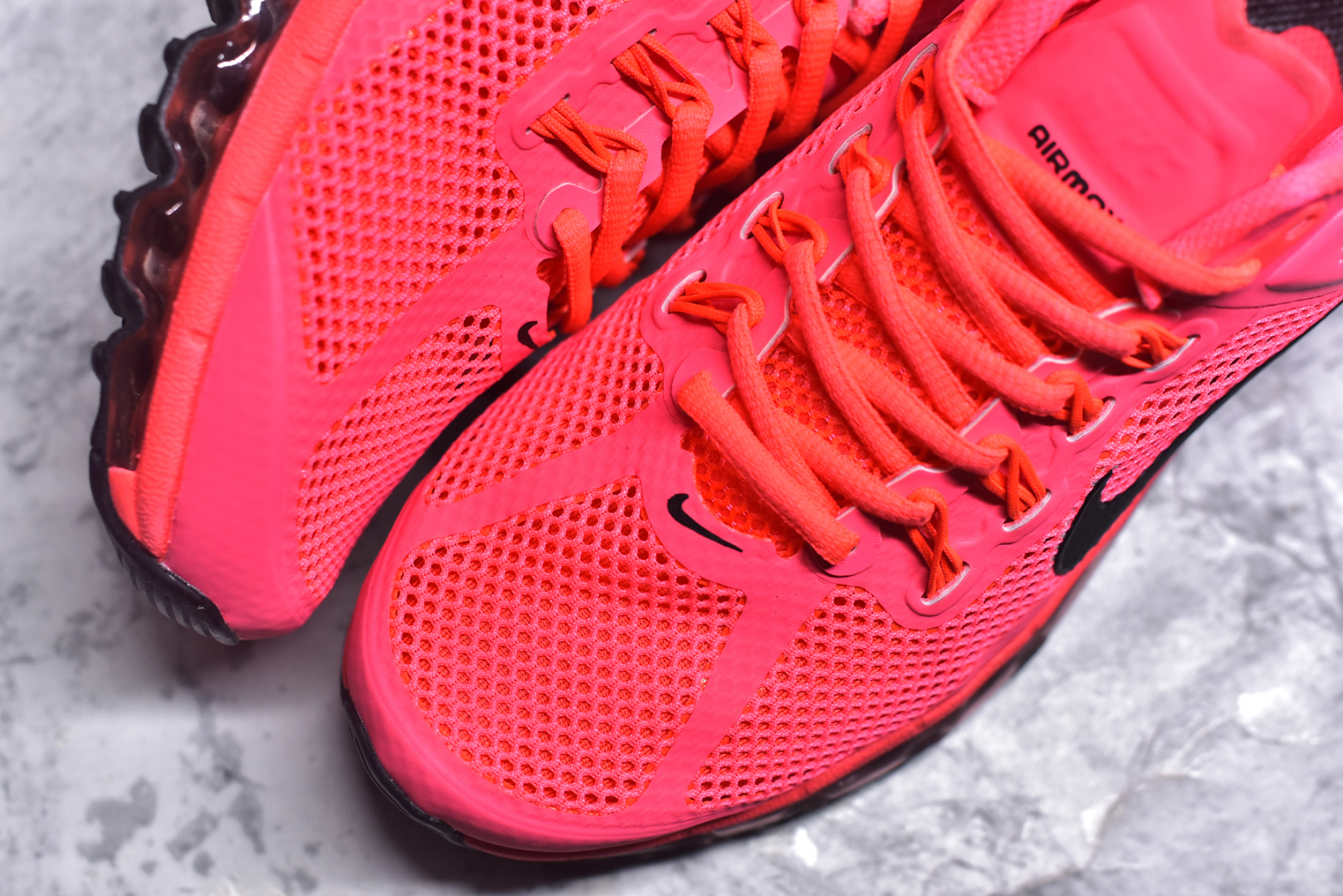 图片[8]-#NK Air Max 2013 经典舒适时尚耐磨透气低帮气垫跑步鞋 携时尚设计闪亮回归 出众有型 采用网眼布细节和运动风无缝覆面 助你保持清爽感受 塑就焕新造型 经典 Flywire 设计搭配经典全掌型 Max Air 缓震配置 缔造出众舒适感和支撑效果实拍调校N版已经零色差零失真 百分百还原实物色彩所见即所得 不存在货不对板色差等低级问题 选购参考实物拍摄 不混卖不参货 只用心做好货严格选品 承诺混一赔十 尺码：35.5 36 36.5 37.5 38 38.5 39 40 40.5 41 42 42.5 43 44 44.5 45 46 46.5-选品中心