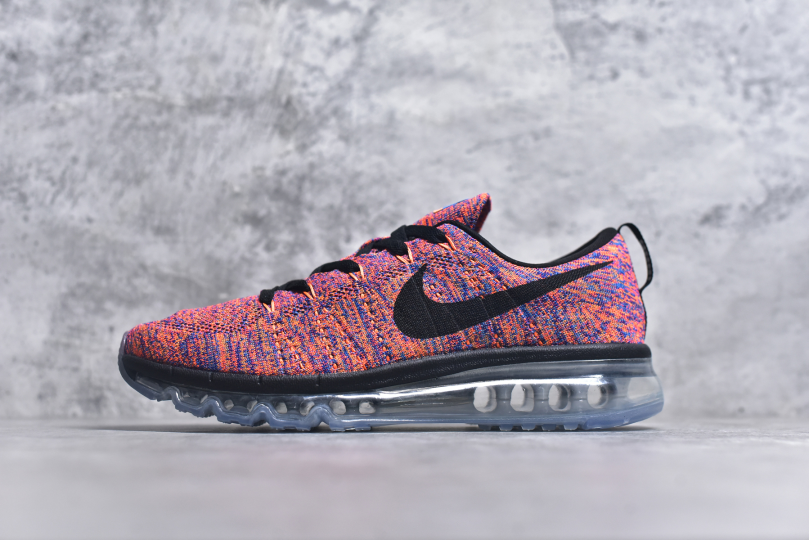 #NK Air Max 2013 经典舒适时尚耐磨透气低帮气垫跑步鞋 携时尚设计闪亮回归 出众有型 采用网眼布细节和运动风无缝覆面 助你保持清爽感受 塑就焕新造型 经典 Flywire 设计搭配经典全掌型 Max Air 缓震配置 缔造出众舒适感和支撑效果实拍调校N版已经零色差零失真 百分百还原实物色彩所见即所得 不存在货不对板色差等低级问题 选购参考实物拍摄 不混卖不参货 只用心做好货严格选品 承诺混一赔十 尺码：35.5 36 36.5 37.5 38 38.5 39 40 40.5 41 42 42.5 43 44 44.5 45 46 46.5-选品中心