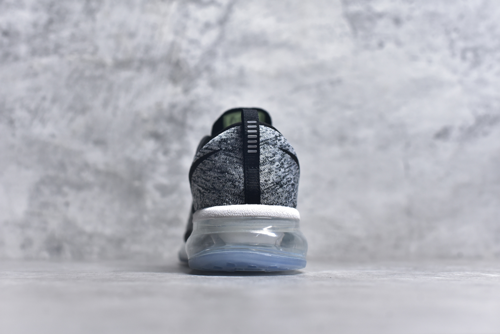 图片[5]-#NK Air Max 2013 经典舒适时尚耐磨透气低帮气垫跑步鞋 携时尚设计闪亮回归 出众有型 采用网眼布细节和运动风无缝覆面 助你保持清爽感受 塑就焕新造型 经典 Flywire 设计搭配经典全掌型 Max Air 缓震配置 缔造出众舒适感和支撑效果实拍调校N版已经零色差零失真 百分百还原实物色彩所见即所得 不存在货不对板色差等低级问题 选购参考实物拍摄 不混卖不参货 只用心做好货严格选品 承诺混一赔十 尺码：35.5 36 36.5 37.5 38 38.5 39 40 40.5 41 42 42.5 43 44 44.5 45 46 46.5-选品中心