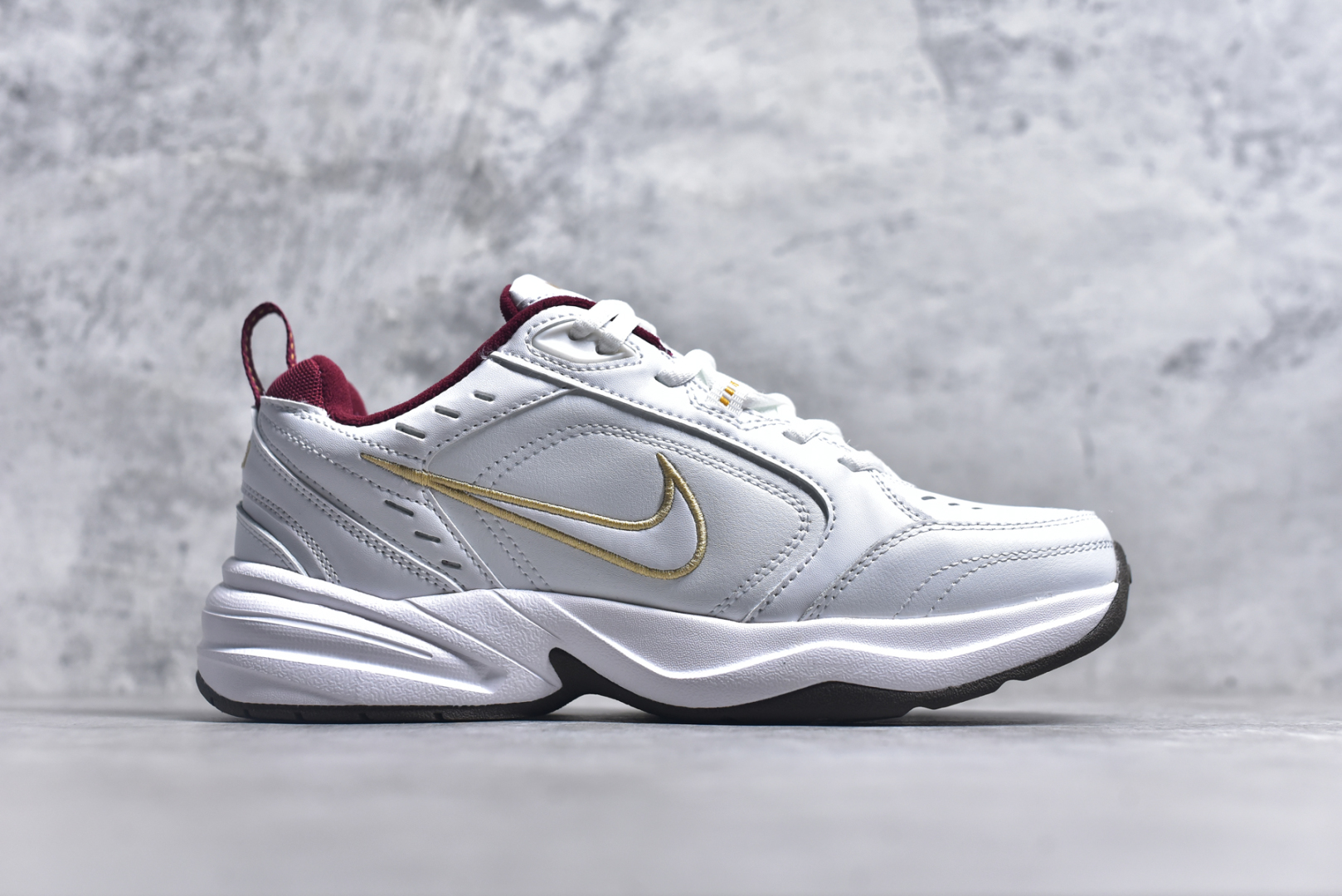 图片[3]-#NK Air Monarch IV M2K Tekno 复古运动老爹鞋 正确原楦开发版型 内置Air气垫版本 细节完美还原 复古潮流优质皮革打造鞋面 夸张流线极符 风靡老爹元素 外形延续当下潮流得未来感老爹鞋 设计干净配色风格也带有浓郁的复古感受 极为独特 货号：IB4607-171 尺码：36 36.5 37.5 38 38.5 39 40 40.5 41 42 42.5 43 44 44.5 45-选品中心