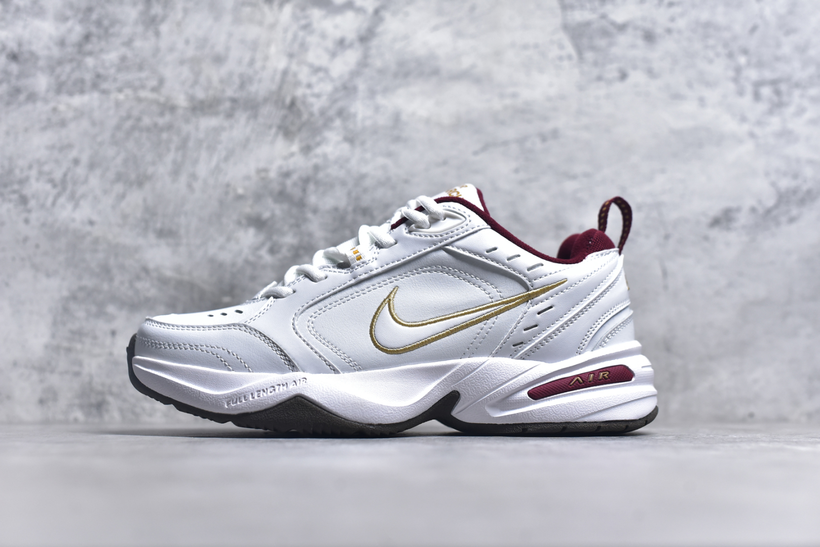 #NK Air Monarch IV M2K Tekno 复古运动老爹鞋 正确原楦开发版型 内置Air气垫版本 细节完美还原 复古潮流优质皮革打造鞋面 夸张流线极符 风靡老爹元素 外形延续当下潮流得未来感老爹鞋 设计干净配色风格也带有浓郁的复古感受 极为独特 货号：IB4607-171 尺码：36 36.5 37.5 38 38.5 39 40 40.5 41 42 42.5 43 44 44.5 45-选品中心