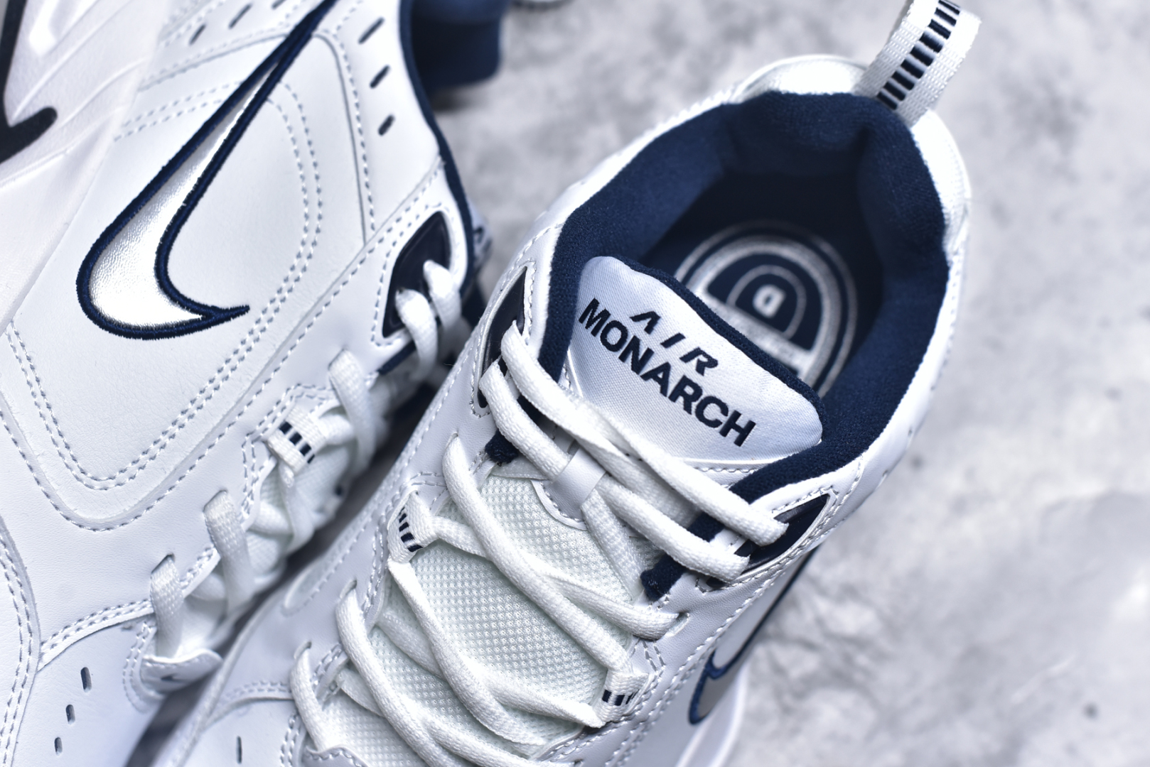 图片[9]-#NK Air Monarch IV M2K Tekno 复古潮流老爹鞋 优质皮革打造鞋面 夸张流线极符 风靡老爹元素 外形延续当下潮流得未来感老爹鞋 设计干净配色风格也带有浓郁的复古感受 极为独特 货号：415445 尺码：36 36.5 37.5 38 38.5 39 40 40.5 41 42 42.5 43 44 44.5 45-选品中心