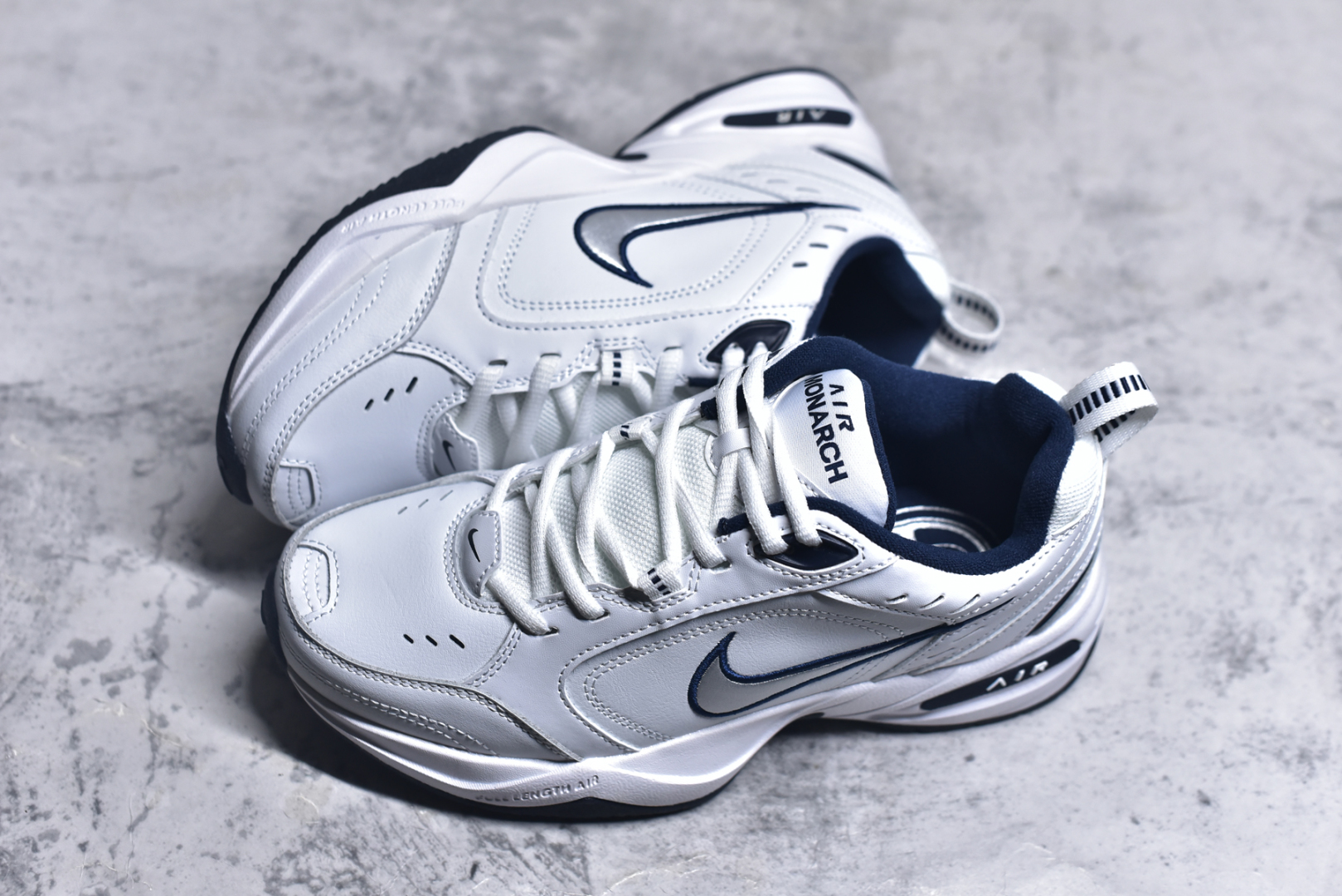 图片[7]-#NK Air Monarch IV M2K Tekno 复古潮流老爹鞋 优质皮革打造鞋面 夸张流线极符 风靡老爹元素 外形延续当下潮流得未来感老爹鞋 设计干净配色风格也带有浓郁的复古感受 极为独特 货号：415445 尺码：36 36.5 37.5 38 38.5 39 40 40.5 41 42 42.5 43 44 44.5 45-选品中心