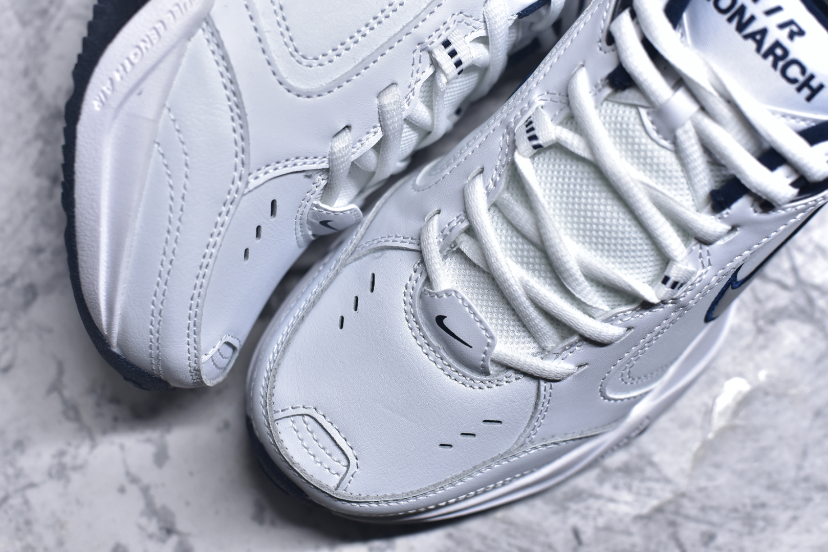 图片[8]-#NK Air Monarch IV M2K Tekno 复古潮流老爹鞋 优质皮革打造鞋面 夸张流线极符 风靡老爹元素 外形延续当下潮流得未来感老爹鞋 设计干净配色风格也带有浓郁的复古感受 极为独特 货号：415445 尺码：36 36.5 37.5 38 38.5 39 40 40.5 41 42 42.5 43 44 44.5 45-选品中心