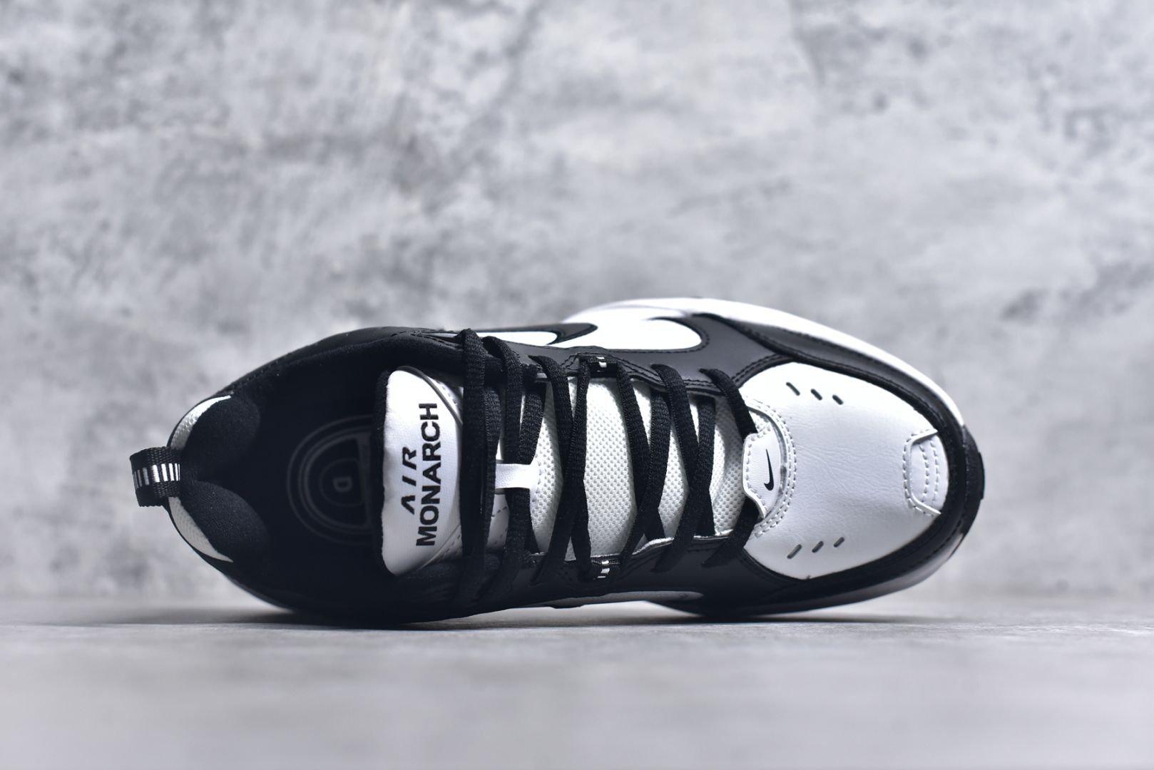 图片[4]-#NK Air Monarch IV M2K Tekno 复古潮流老爹鞋 优质皮革打造鞋面 夸张流线极符 风靡老爹元素 外形延续当下潮流得未来感老爹鞋 设计干净配色风格也带有浓郁的复古感受 极为独特 货号：415445 尺码：36 36.5 37.5 38 38.5 39 40 40.5 41 42 42.5 43 44 44.5 45-选品中心