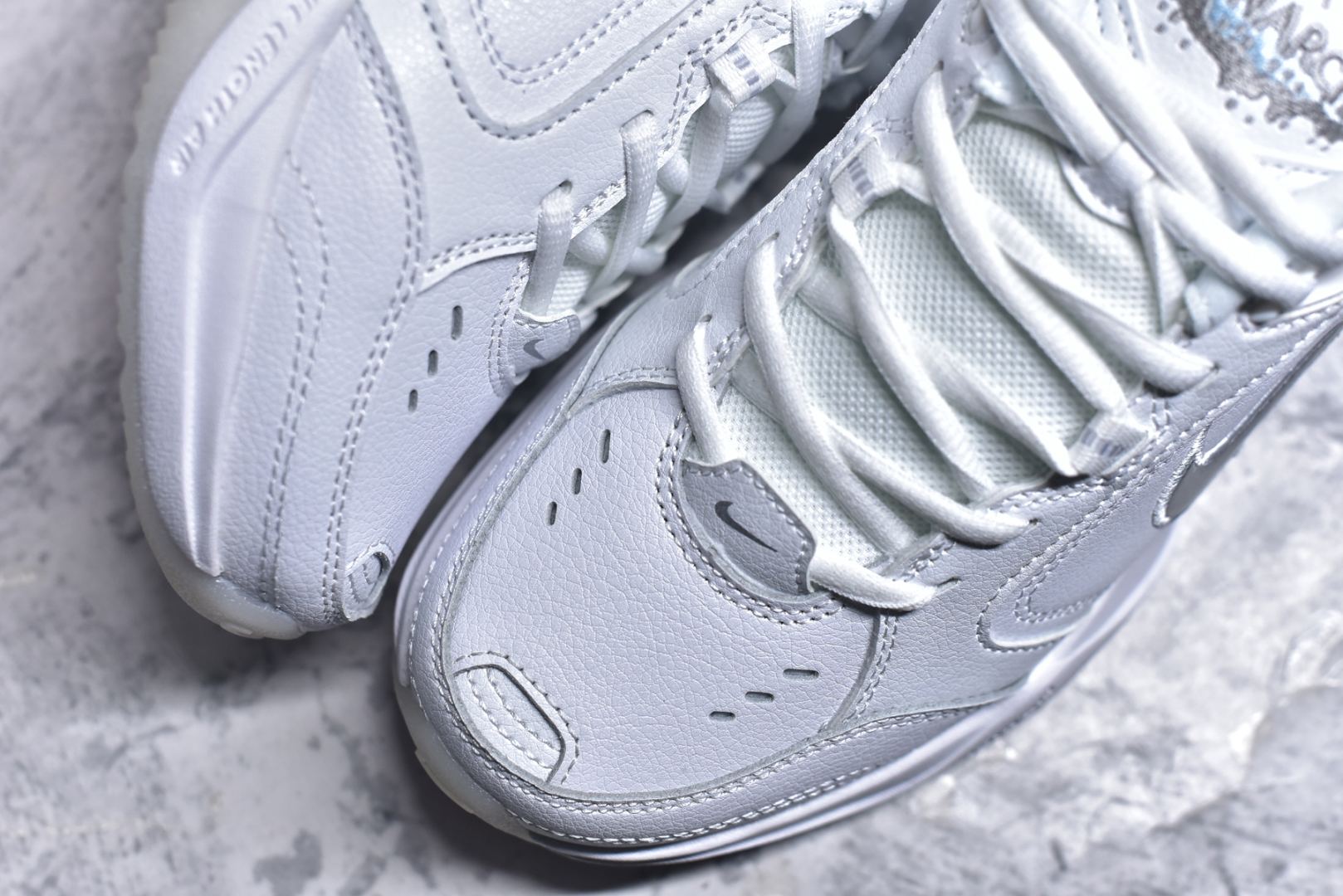 图片[8]-#NK Air Monarch IV M2K Tekno 复古潮流老爹鞋 雪天 AV6676-100 优质皮革打造鞋面 夸张流线极符 风靡老爹元素 外形延续当下潮流得未来感老爹鞋 设计干净配色风格也带有浓郁的复古感受 极为独特 尺码：36 36.5 37.5 38 38.5 39 40 40.5 41 42 42.5 43 44 44.5 45-选品中心