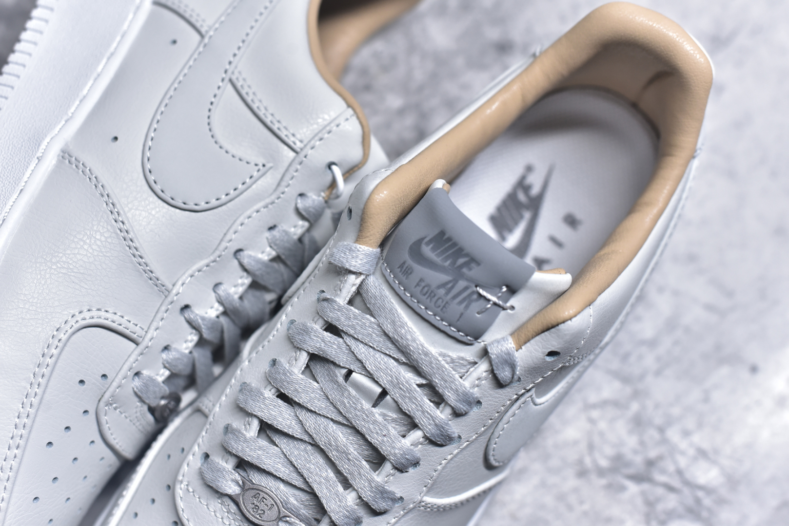 图片[9]-#Nike Air Force 1 Low 07 白原楦头原纸板 打造纯正低帮空军版型专注外贸渠道 全掌内置蜂窝气垫 原盒配件 原厂中底钢印、拉帮完美 货号：IB1406 111 尺码：36 36.5 37.5 38 38.5 39 40 40.5 41 42 42.5 43 44 44.5 45-选品中心