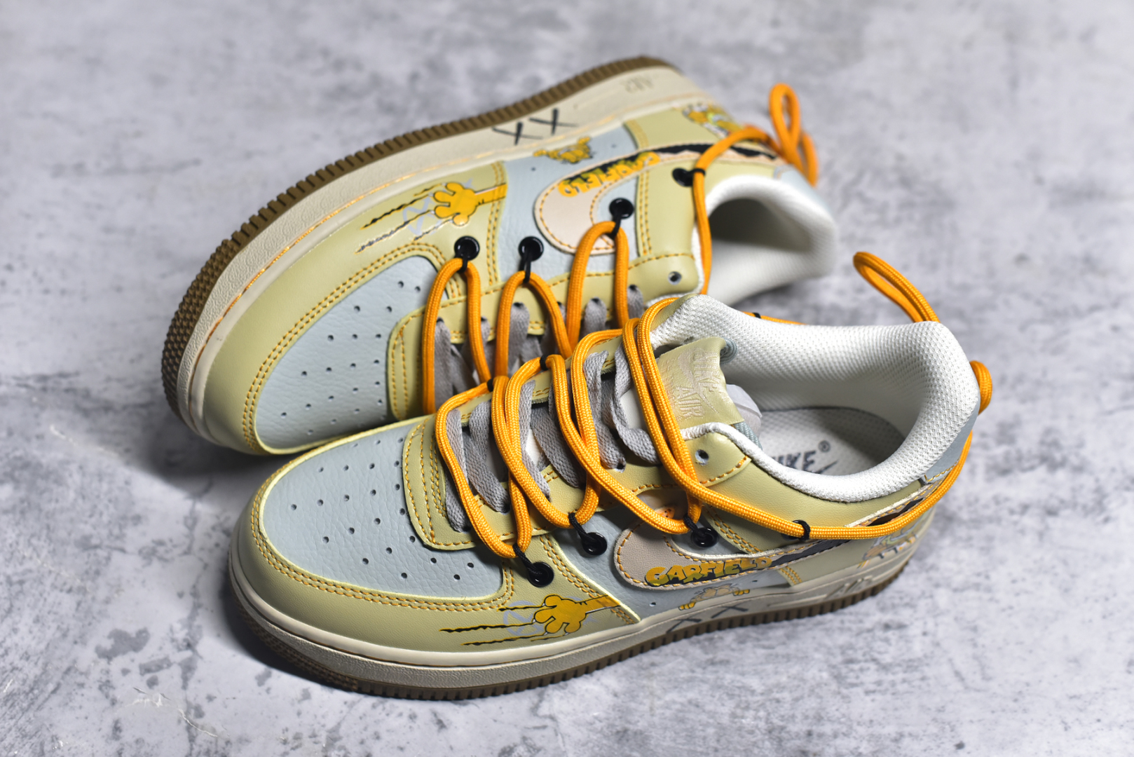 图片[7]-#Nike Air Force 1\’07 Low \”Garfield\” 漫画系列 加菲猫2.0 空军一号定制低帮休闲板鞋 KS6896-111 #《加菲猫》是由吉姆·戴维斯的同名漫画作品改编的系列电视动画，加菲猫是一只橘黄色的胖猫咪，总是穿着红色的项圈，十分慵懒，有着一张大饼脸和圆滚滚的身材，形象十分可爱 尺码：36 36.5 37.5 38 38.5 39 40 40.5 41 42 42.5 43 44 44.5 45 9.D4-选品中心