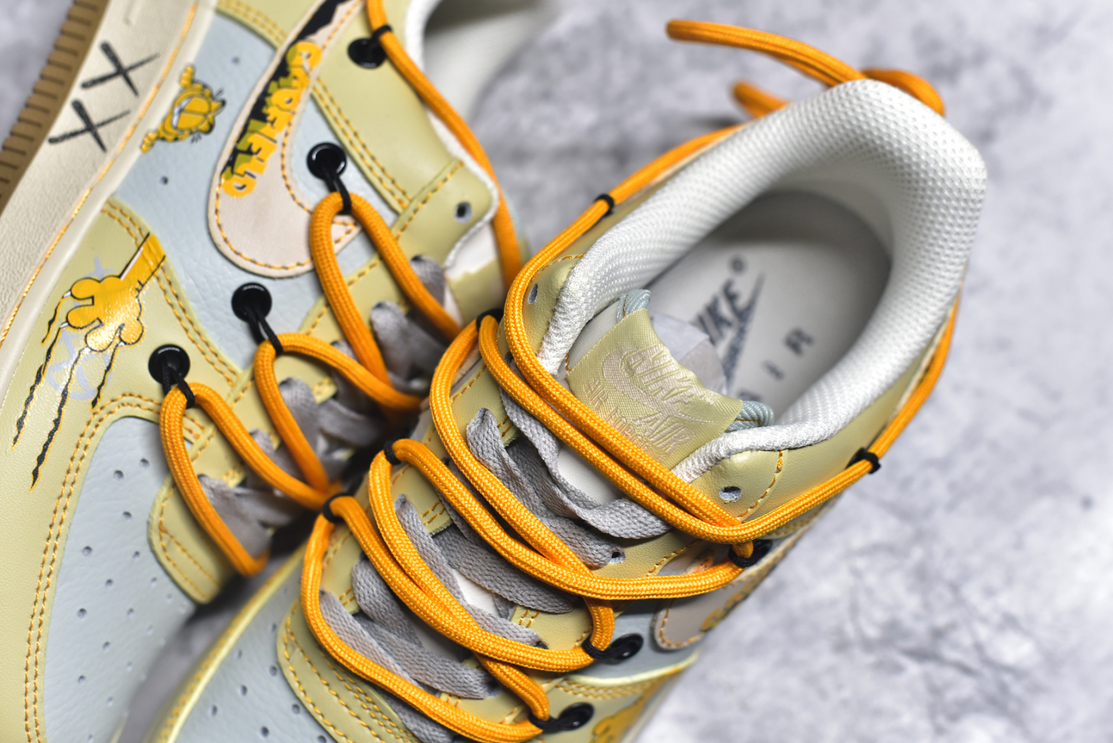 图片[9]-#Nike Air Force 1\’07 Low \”Garfield\” 漫画系列 加菲猫2.0 空军一号定制低帮休闲板鞋 KS6896-111 #《加菲猫》是由吉姆·戴维斯的同名漫画作品改编的系列电视动画，加菲猫是一只橘黄色的胖猫咪，总是穿着红色的项圈，十分慵懒，有着一张大饼脸和圆滚滚的身材，形象十分可爱 尺码：36 36.5 37.5 38 38.5 39 40 40.5 41 42 42.5 43 44 44.5 45 9.D4-选品中心