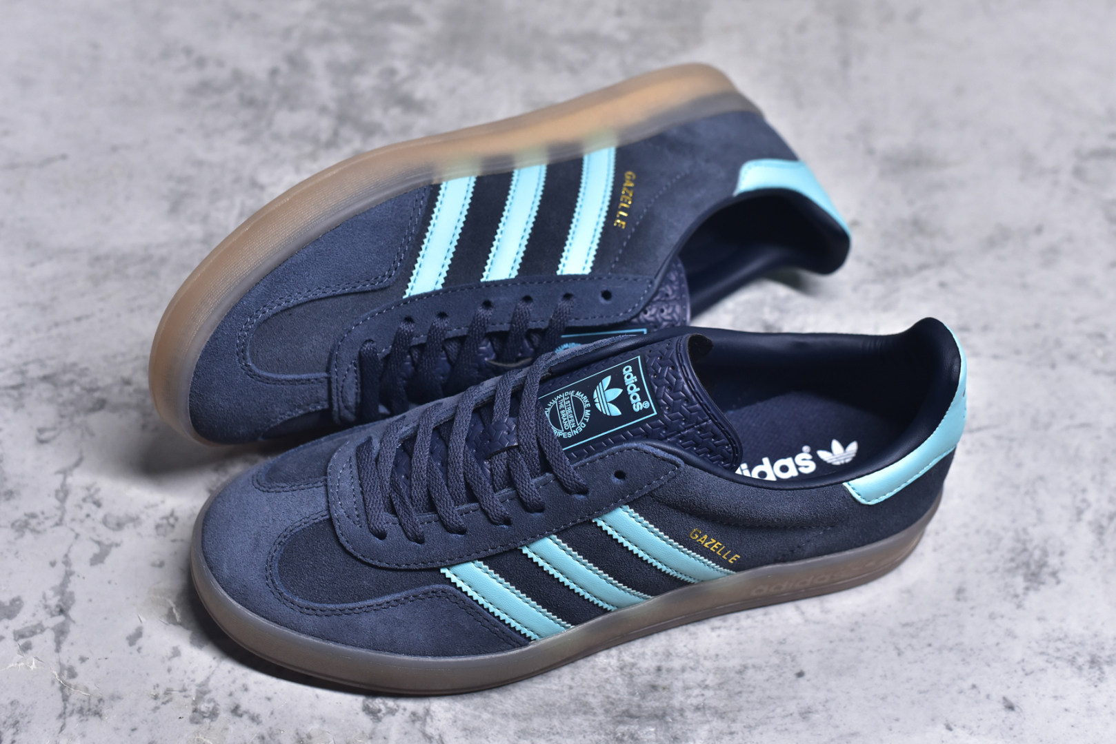 图片[7]-#AD Gazelle Indoor Trainers 羚羊内训系列低帮复古百搭休闲运动德训风板鞋 JI2587 90年代经典的复刻版！自60年代以足球训练鞋面世以来,Gazelle就以其经典设计席卷全球。1991年版本的复刻,再造经典Gazelle。采用皮革打造,搭配浊色细节,让这款经典更加简约。尺码：36 36⅔ 37⅓ 38 38⅔ 39⅓ 40 40⅔ 41⅓ 42 42⅔ 43⅓ 44 45-选品中心