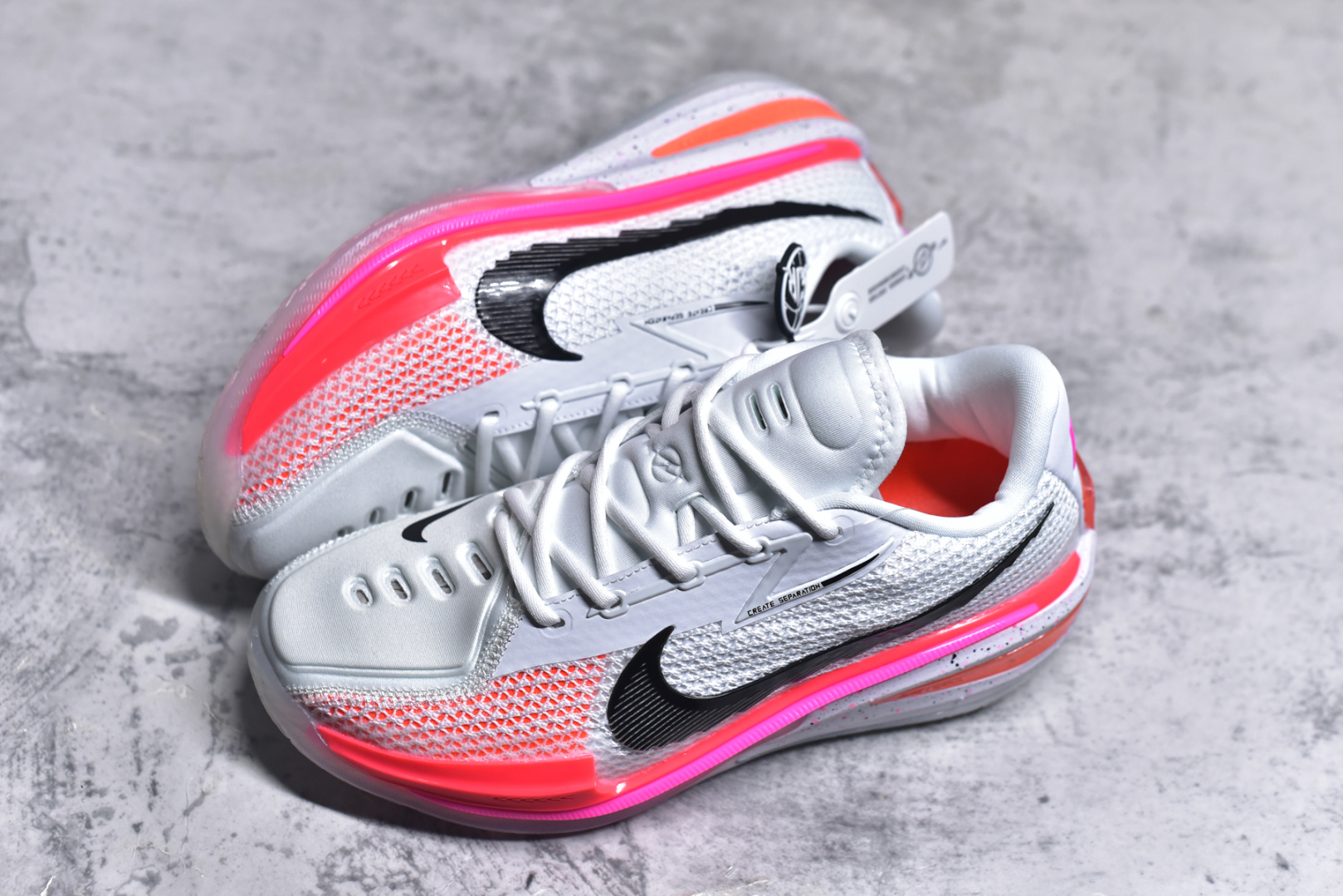 图片[7]-#公司级别 NK AIR ZOOM G.T. CUT 实战篮球鞋 全掌REACT+ZOOM STROBEL+后跟ZOOM 离地面更近的设计提供更快的反应速度 轻质双层网质鞋面 鞋面部分区域加强提供更好的控制力 低密度材料制成的鞋舌轻质舒适 后跟处分别配有“GT”字样和全新的鞋款系列Logo 尺码：36 36.5 37.5 38 38.5 39 40 40.5 41 42 42.5 43 44 44.5 45 46-选品中心