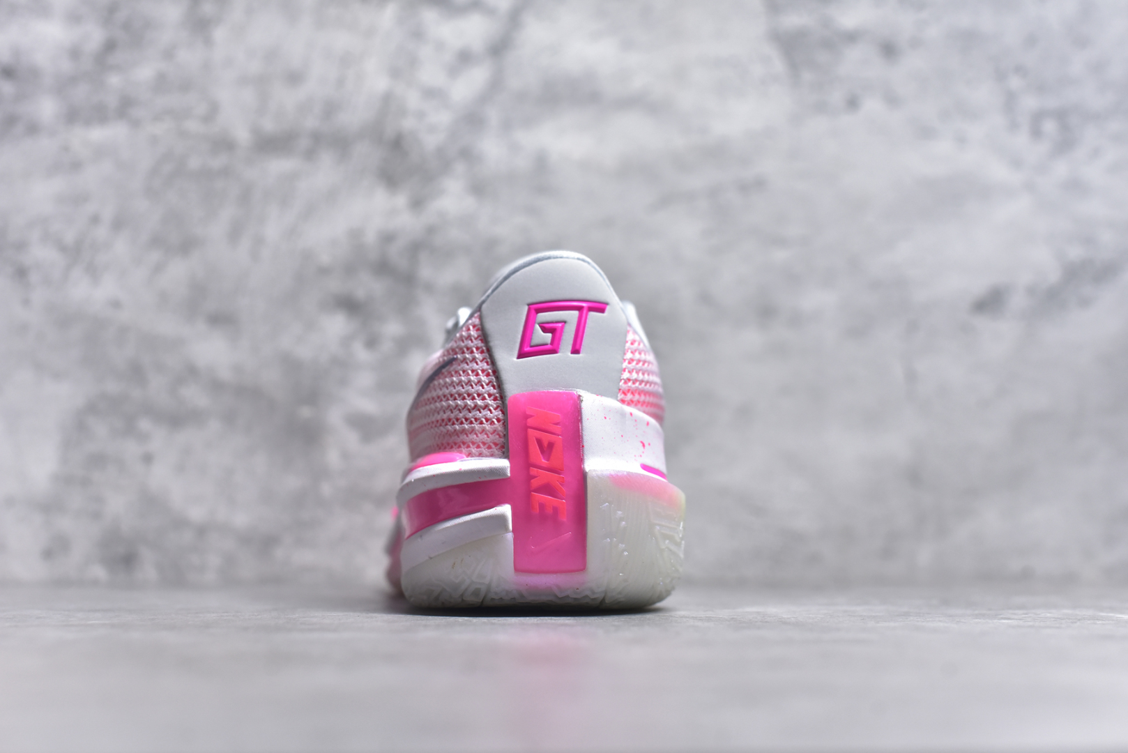 图片[5]-#公司级别 NK AIR ZOOM G.T. CUT 实战篮球鞋 全掌REACT+ZOOM STROBEL+后跟ZOOM 离地面更近的设计提供更快的反应速度 轻质双层网质鞋面 鞋面部分区域加强提供更好的控制力 低密度材料制成的鞋舌轻质舒适 后跟处分别配有“GT”字样和全新的鞋款系列Logo 尺码：36 36.5 37.5 38 38.5 39 40 40.5 41 42 42.5 43 44 44.5 45 46-选品中心