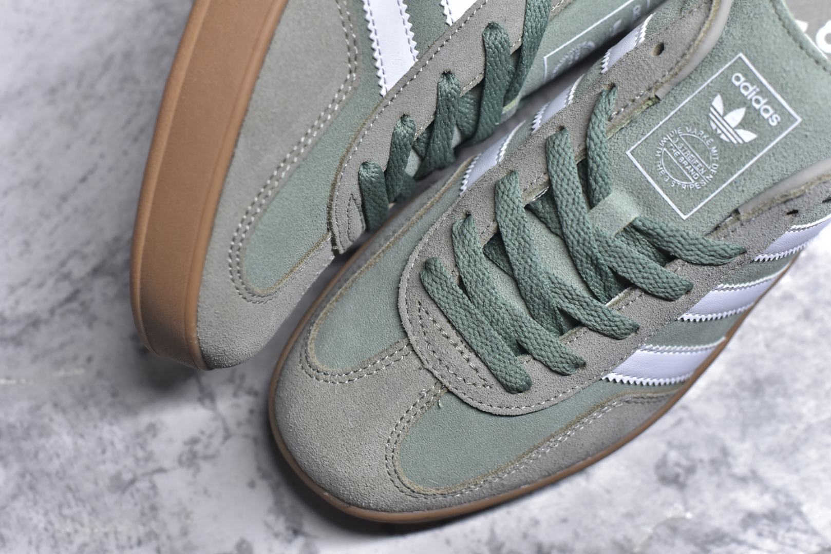 图片[8]-#AD Gazelle Indoor Trainers 羚羊内训系列低帮复古百搭休闲运动德训风板鞋 JI3526 90年代经典的复刻版！自60年代以足球训练鞋面世以来,Gazelle就以其经典设计席卷全球。1991年版本的复刻,再造经典Gazelle。采用皮革打造,搭配浊色细节,让这款经典更加简约。尺码：36 36⅔ 37⅓ 38 38⅔ 39⅓ 40 40⅔ 41⅓ 42 42⅔ 43⅓ 44⅓ 44⅔ 45-选品中心