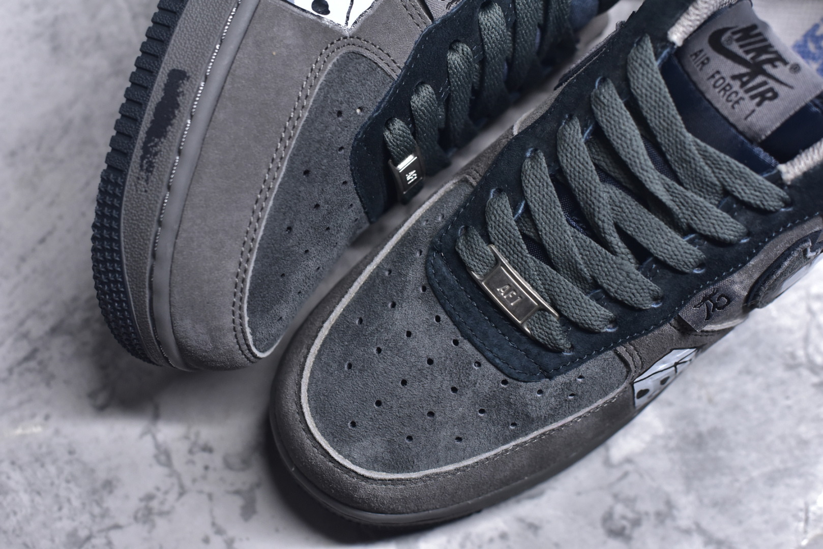 图片[8]-#Nike Air Force 1\’07 Low \”Box Ghost\” 漫画系列 箱子幽灵 空军一号低帮休闲板鞋 CD1221-806 #有一种闹鬼箱也叫幽灵箱，里LOST击败MEGA撒旦解锁，靠近后会出现小幽灵举起箱子攻击玩家，其掉落物本质上和普通箱子一样。 尺码：36 36.5 37.5 38 38.5 39 40 40.5 41 42 42.5 43 44 44.5 45 9.D4-选品中心