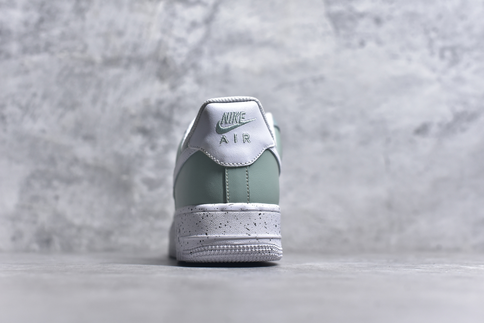 图片[5]-#NIke Air Force 1 ‘07 渐变绿泼墨 空军一号低帮休闲板鞋 原楦头原纸板 纯正空军版型 定制鞋盒 全掌内置全掌气垫 原厂中底钢印 拉帮完美 货号：MM6023-336 尺码：36 36.5 37.5 38 38.5 39 40 40.5 41 42 42.5 43 44 44.5 45-选品中心