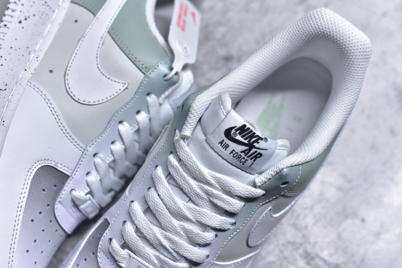 图片[9]-#NIke Air Force 1 ‘07 渐变绿泼墨 空军一号低帮休闲板鞋 原楦头原纸板 纯正空军版型 定制鞋盒 全掌内置全掌气垫 原厂中底钢印 拉帮完美 货号：MM6023-336 尺码：36 36.5 37.5 38 38.5 39 40 40.5 41 42 42.5 43 44 44.5 45-选品中心