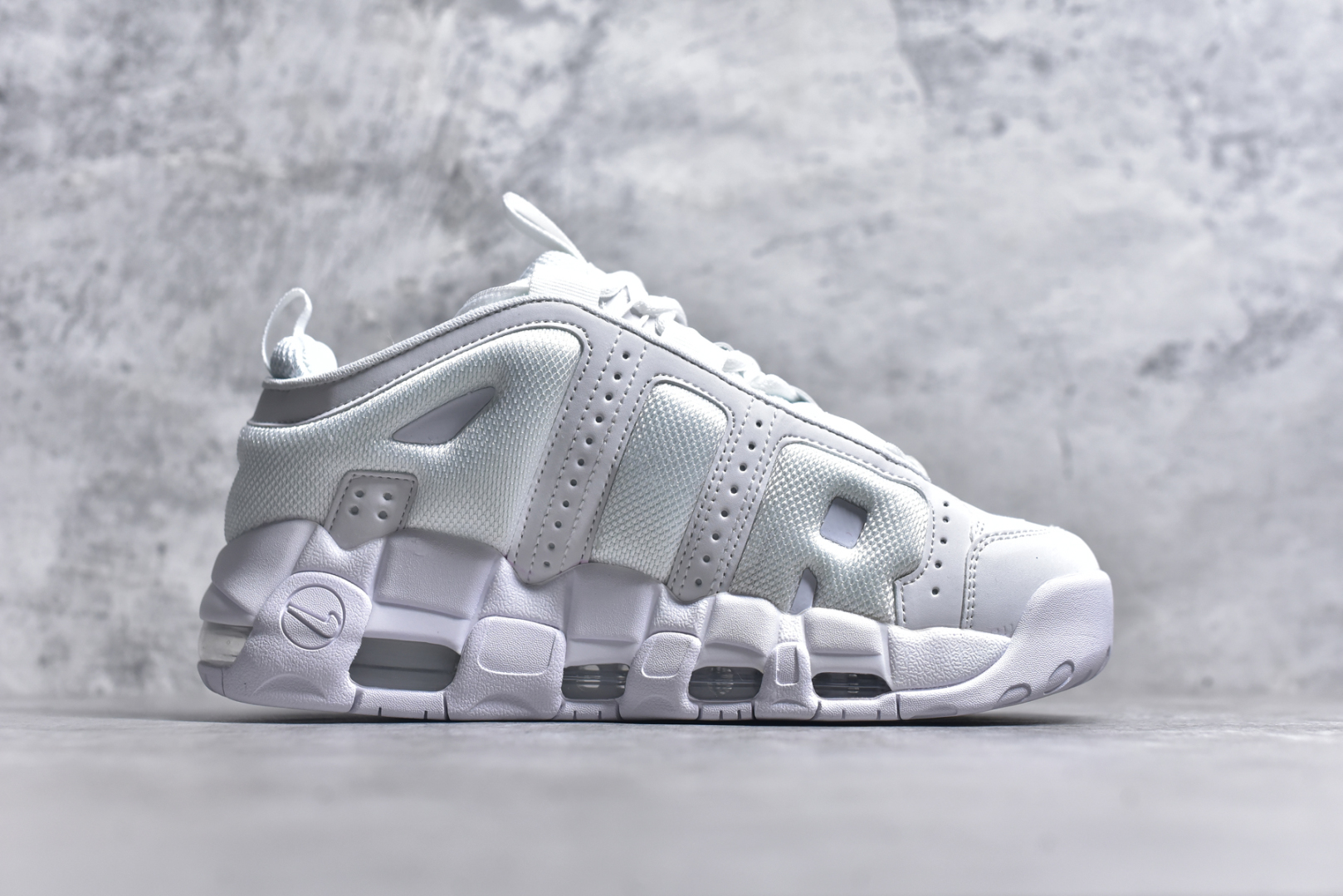 图片[3]-# NK Air More Uptempo Low 大AIR皮蓬复古篮球鞋 FZ3055-100 尺码：36 36.5 37.5 38 38.5 39 40 40.5 41 42 42.5 43 44 44.5 45-选品中心