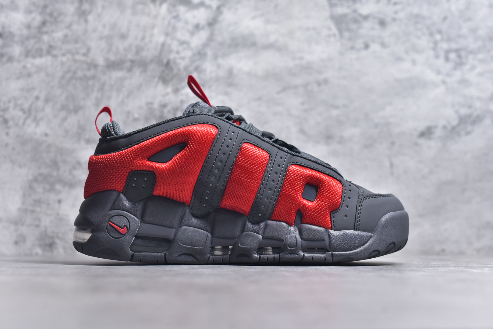 图片[3]-# NK Air More Uptempo Low 大AIR皮蓬复古篮球鞋 FZ3055-100 尺码：36 36.5 37.5 38 38.5 39 40 40.5 41 42 42.5 43 44 44.5 45-选品中心