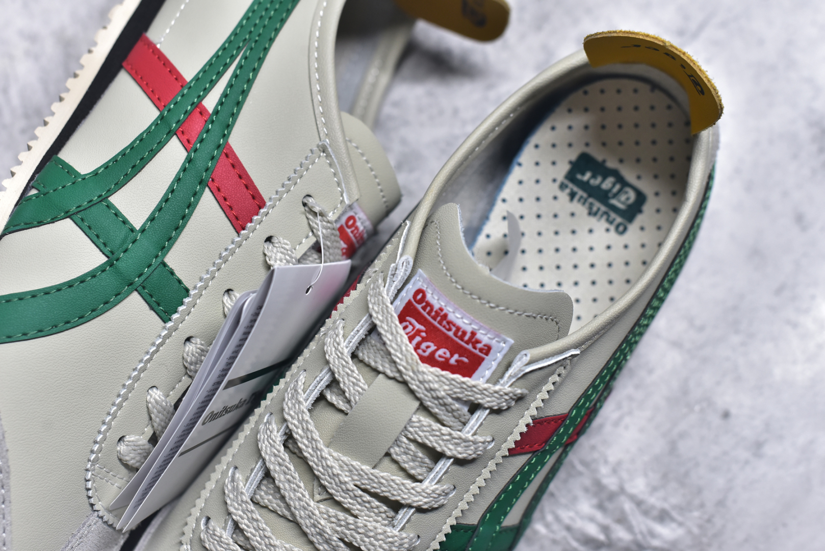 图片[9]-#Asics Onitsuka Tiger 亚瑟士 鬼冢虎系带皮面懒人鞋 #原装系带皮面 原装四联吊牌 中底纸板钢印 日系轻便运动休闲鞋 编码：DL408-1684 白绿红 尺码：36 37 37.5 38 39 39.5 40 40.5 41.5 42 42.5 43.5 44 44.5 45-选品中心