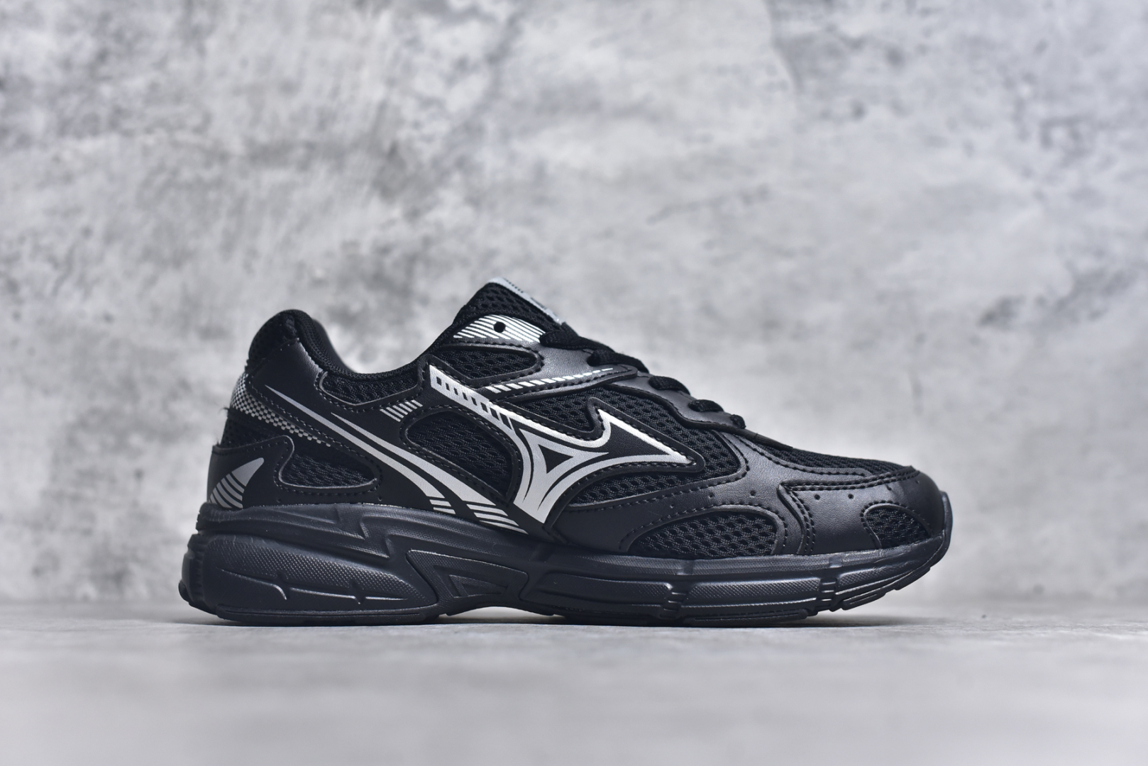 图片[3]-#公司级别 美津浓 Mizuno 舒适时尚减震防滑透气轻便包裏性 低帮 休闲跑步鞋 男女同款 尺码：36/45-选品中心