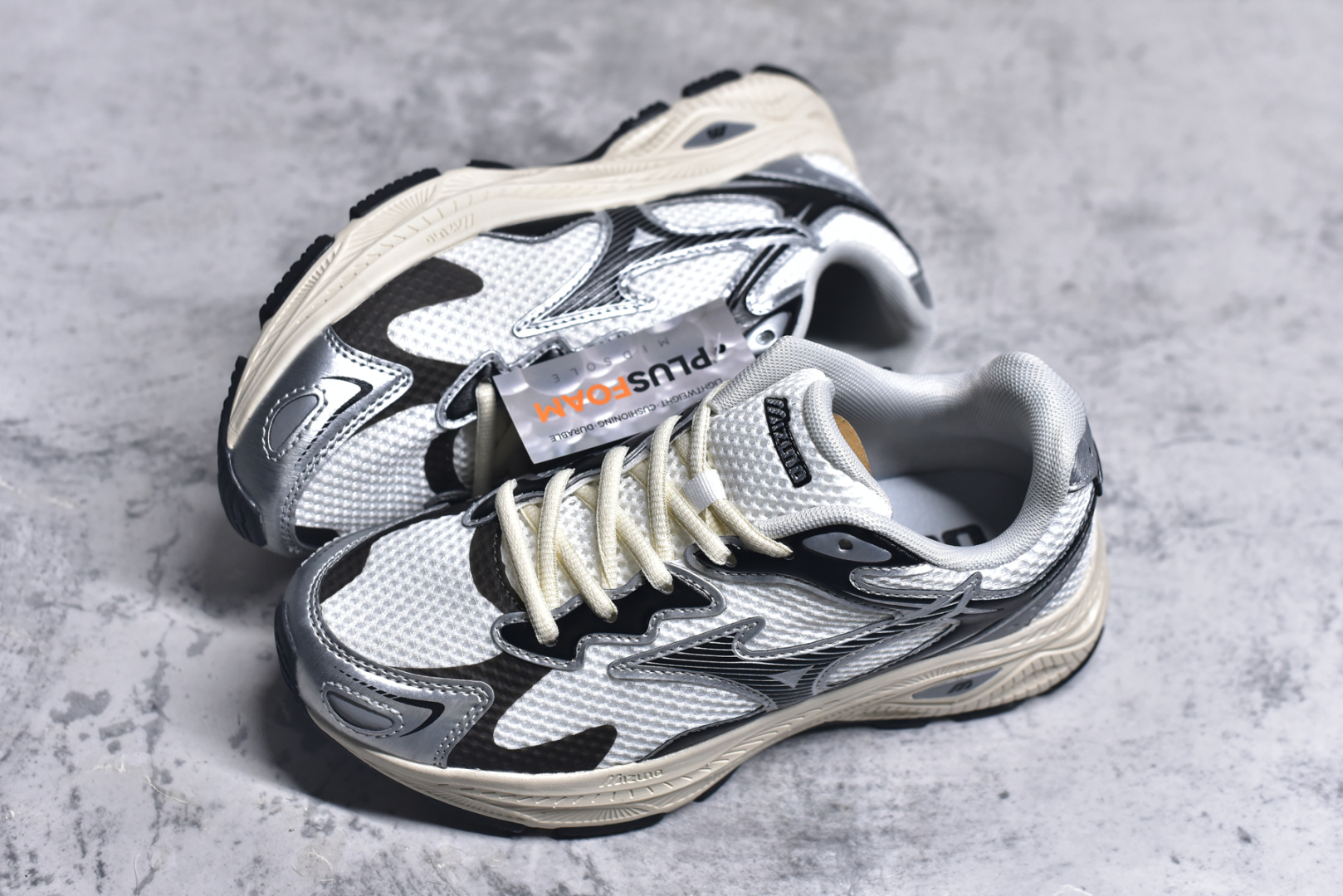 图片[7]-#公司级别 美津浓 Mizuno 舒适时尚减震防滑透气轻便包裏性 低帮 休闲跑步鞋 男女同款 尺码：36/45-选品中心