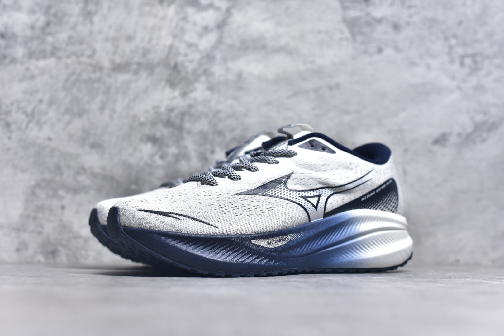 图片[2]-#公司级别 美津浓 Mizuno 舒过时尚减震防滑透气轻便包裏性 低帮 休闲跑步鞋 男女同款 尺码：36/45-选品中心