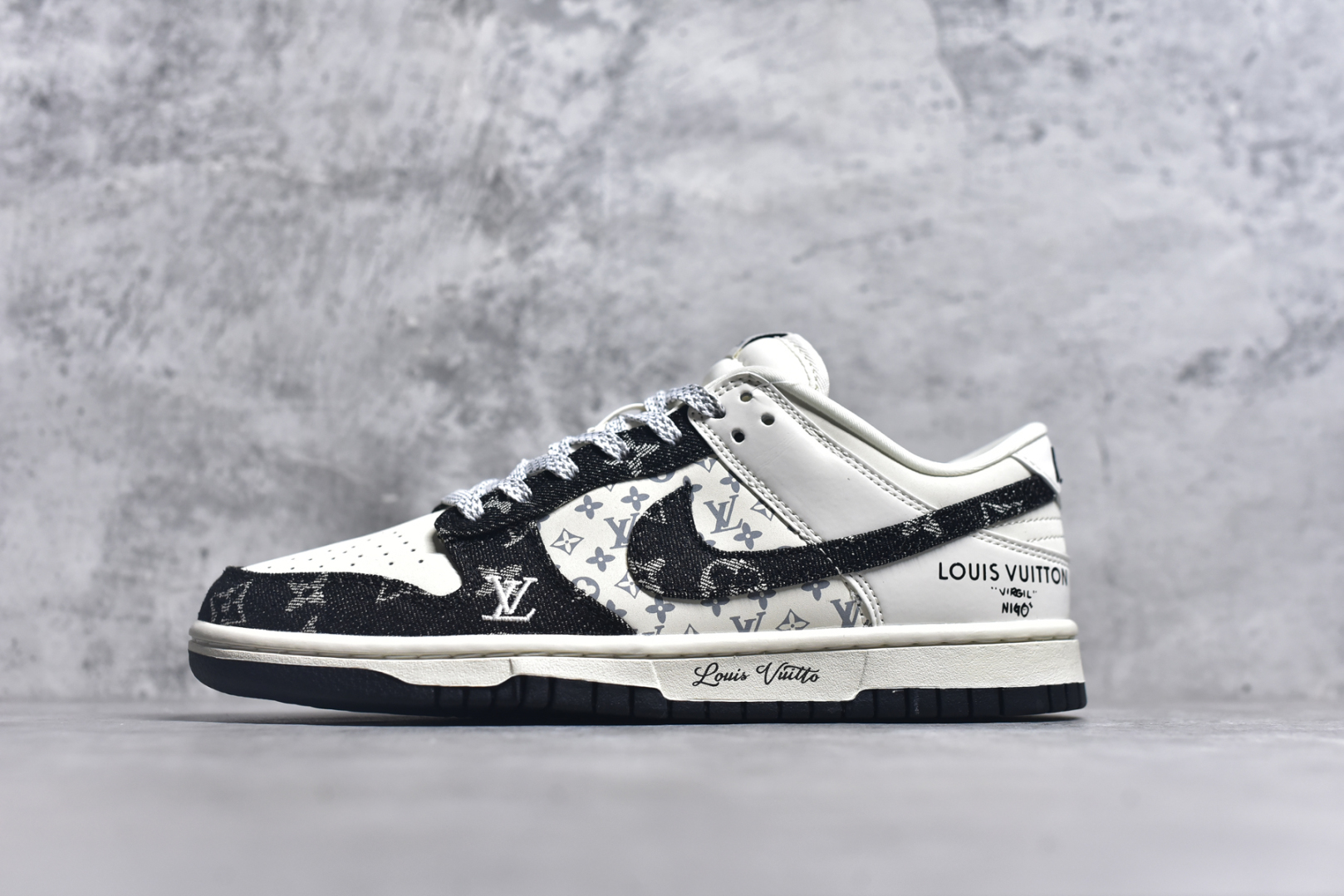 #NK Dunk Low 定制配色 JH8310-946 大厂出品 极力推荐 原装头层材料 独家版型蒸餾加工帶來的是更好的视觉和脚感体验大厂纯原品质出货 清洁度 电绣工艺 皮料切割干净无任何毛边 细节完美 尺码：36 36.5 37.5 38 38.5 39 40 40.5 41 42 42.5 43 44 44.5 45 46 47.5-选品中心