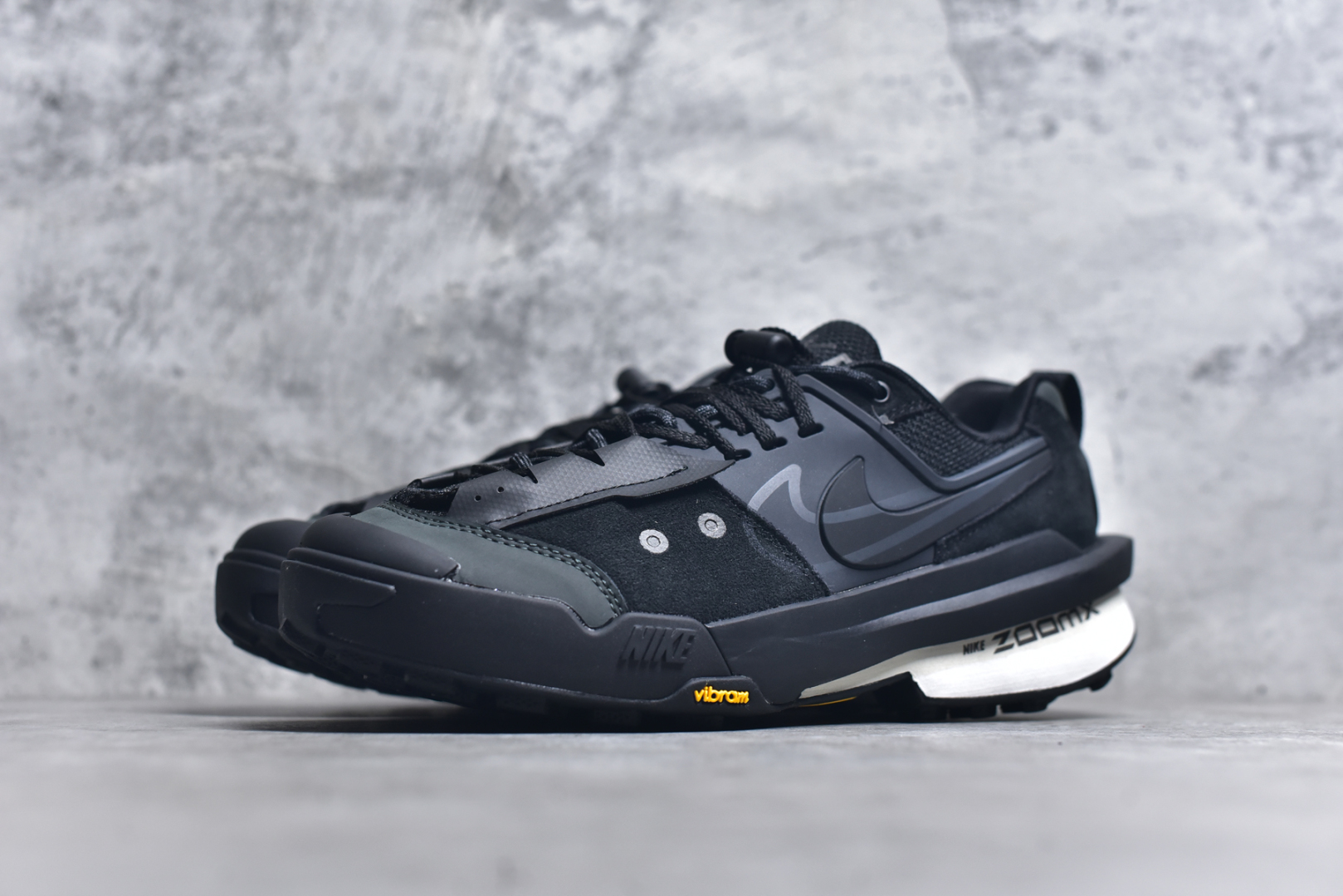 图片[2]-#Sacai x Nike Zegamadome SP 联名款 机能风休闲运动鞋 纯原版本 原楦原纸板 同步原厂生产工艺流程网纱、皮料、swhoosh材料百分百原厂匹配支持全方位对比发售原鞋原厂纸板开发 双钩距离精准对位 鞋头包边宽度一致 吊打一切市面纯原版本原盒配件齐全 纸板中底钢印齐全 原厂钢印墨水 货号： HQ8618 0012722 尺码：36 36.5 37.5 38 38.5 39 40 40.5 41 42 42.5 43 44 44.5 45 46-选品中心