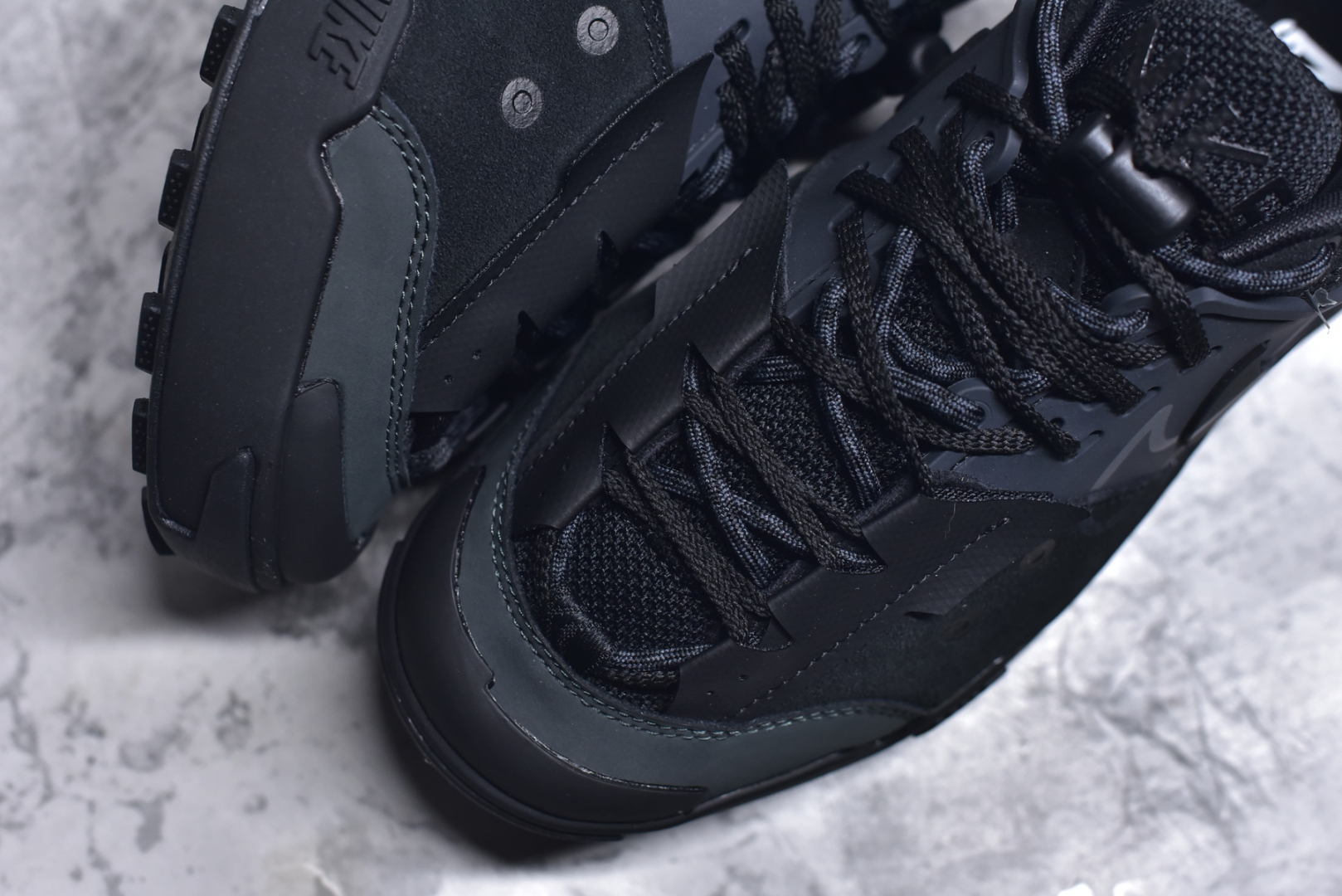 图片[8]-#Sacai x Nike Zegamadome SP 联名款 机能风休闲运动鞋 纯原版本 原楦原纸板 同步原厂生产工艺流程网纱、皮料、swhoosh材料百分百原厂匹配支持全方位对比发售原鞋原厂纸板开发 双钩距离精准对位 鞋头包边宽度一致 吊打一切市面纯原版本原盒配件齐全 纸板中底钢印齐全 原厂钢印墨水 货号： HQ8618 0012722 尺码：36 36.5 37.5 38 38.5 39 40 40.5 41 42 42.5 43 44 44.5 45 46-选品中心