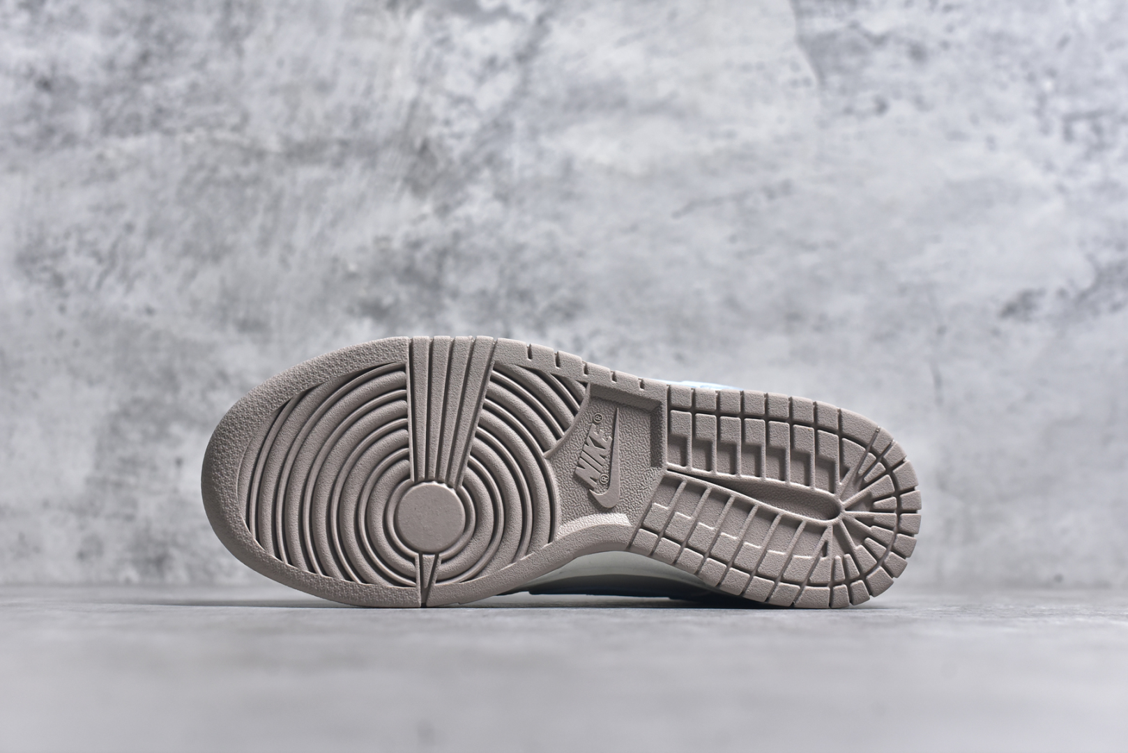 图片[6]-#Nike SB Dunk Low 丘比特之心 周年高端定制 低帮休闲板鞋 YW0212-012 #定制鞋盒 大厂纯原品质出货 超高清洁度 皮料切割干净无任何毛边 细节完美 尺码：35.5 36 36.5 37.5 38 38.5 39 40-选品中心