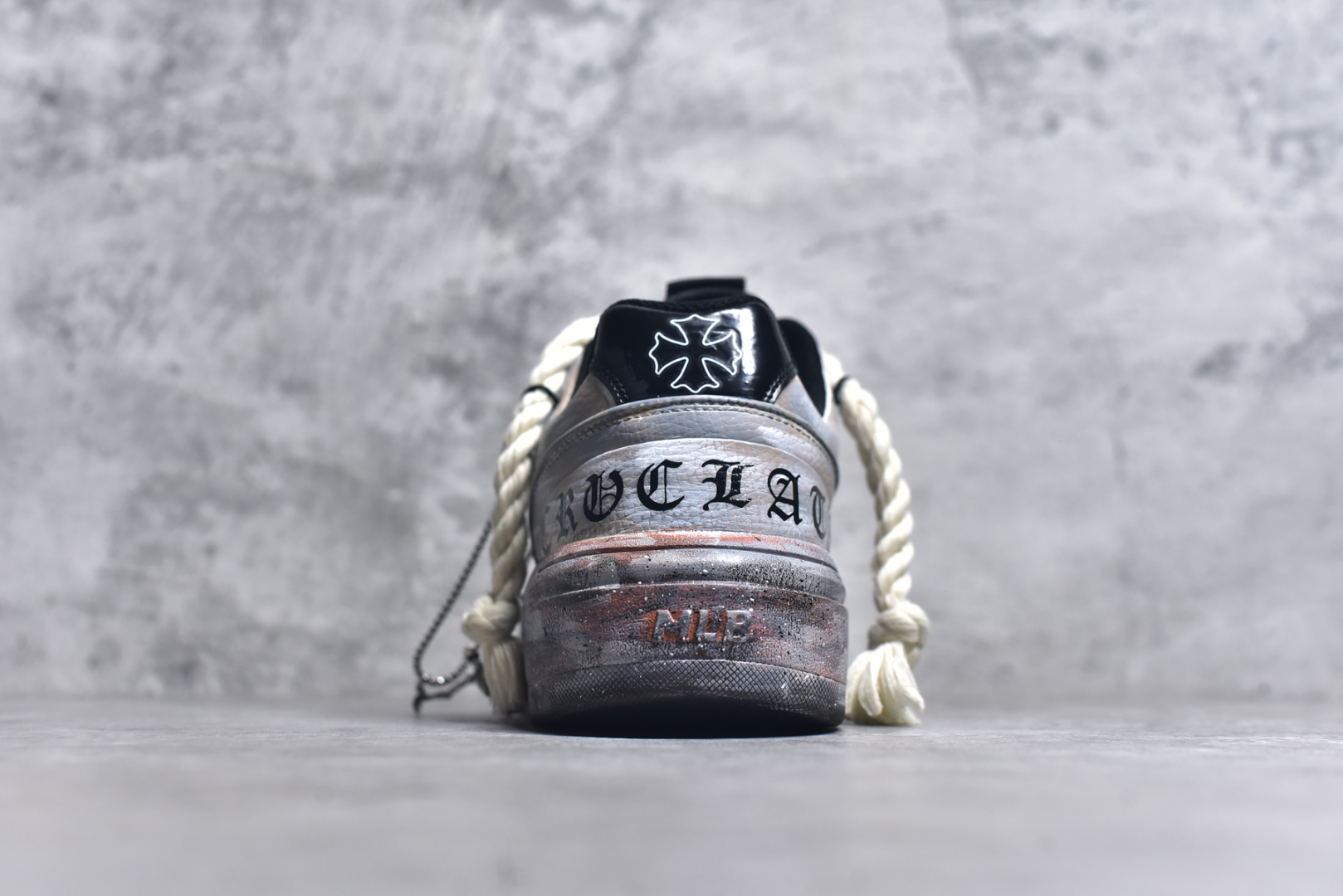 图片[5]-#MLB Chunky Liner Basic 复古印花学长鞋系列低帮轻量增高厚底百搭休闲运动慢跑鞋板鞋 定制配色 Korea韩国联名NY美国榄球纽约洋基队限定 韩国代购专供 全套原楦原纸板原厂数据开发 正确中底拉帮中底网布细节 平台代购专供 左脚内置芯片 韩国代购吊牌标贴 独家一比一RB+MD组合大底 高频后跟小人Logo精准对位立体饱满 正确网布加超迁鞋面 转印中底走线紧密 转印Logo工艺表层防刮不掉色 尺码：36 36.5 37.5 38 38.5 39 40 40.5 41 42 42.5 43 44 45-选品中心