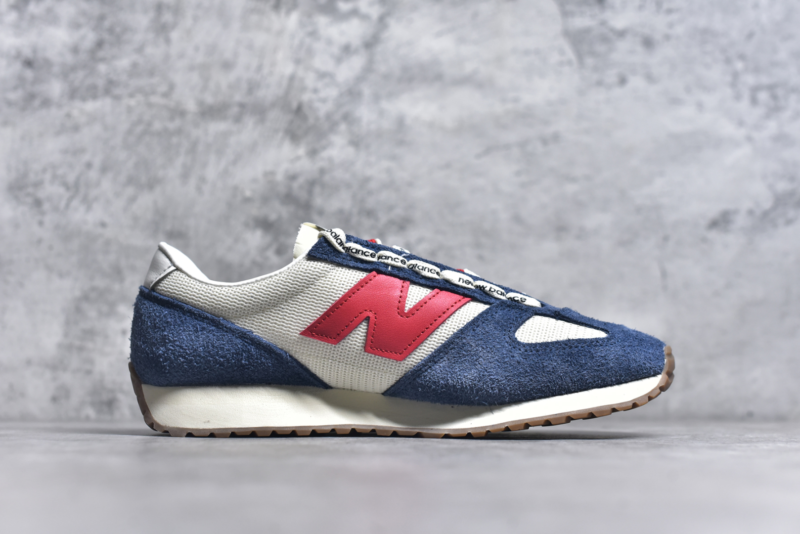 图片[3]-#New Balance U471AK NB新百伦织物牛剖层革春夏薄底鞋防滑耐磨平衡轻便低帮生活休闲鞋 原档数据独立私模大底 唯一正确三层组合大底 特高弹切片加持 百分百还原原鞋脚感 NB市场最强产物 防伪原标全套原楦原纸板原厂数据开发 全鞋电脑针车加持 原厂网布 原装进口头层翻毛皮料正确绒感卡色 正确中底拉帮中底网布细节 匠心打造 耗时两个月开发完成 工艺极其复杂难度可想而知 高端零售专供产物 尺码：36 37 37.5 38 38.5 39.5 40 40.5 41.5 42 42.5 43 44 44.5 45 45.5 46.5 47-选品中心