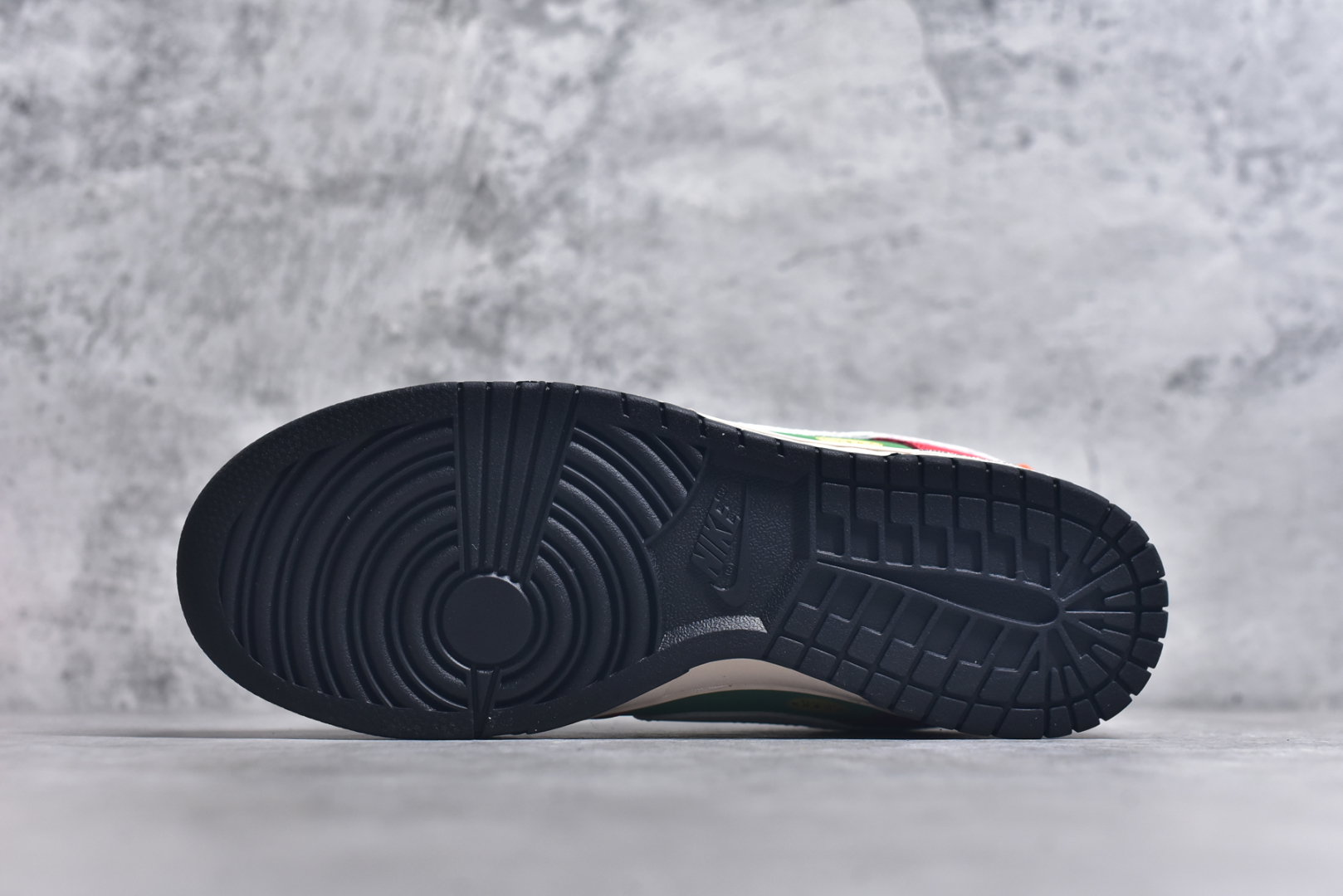 图片[6]-#Nike SB Dunk Low 赛车红绿配色 周年高端定制 低帮休闲板鞋 MU0232-361 #定制鞋盒 大厂纯原品质出货 超高清洁度 皮料切割干净无任何毛边 细节完美 尺码：36 36.5 37.5 38 36.5 39 40 40.5 41 42 42.5 43 44 44.5 45 9.E5-选品中心