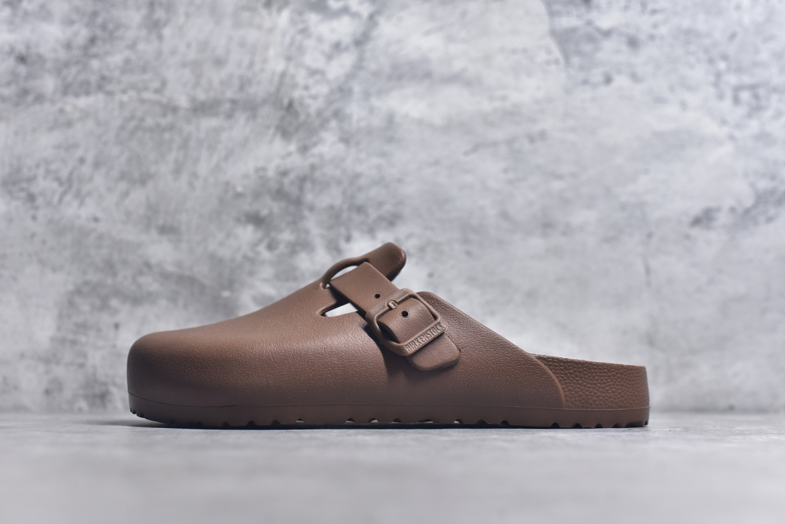 #Birkenstock 博肯/勃肯 EVA 半包头 慕勒拖鞋 1026215 大厂出品 夏季走量必备爆款🔥超轻发泡大底 整鞋十分轻便 尺码：36 37 38 39 40 41 42 43 44 45-选品中心