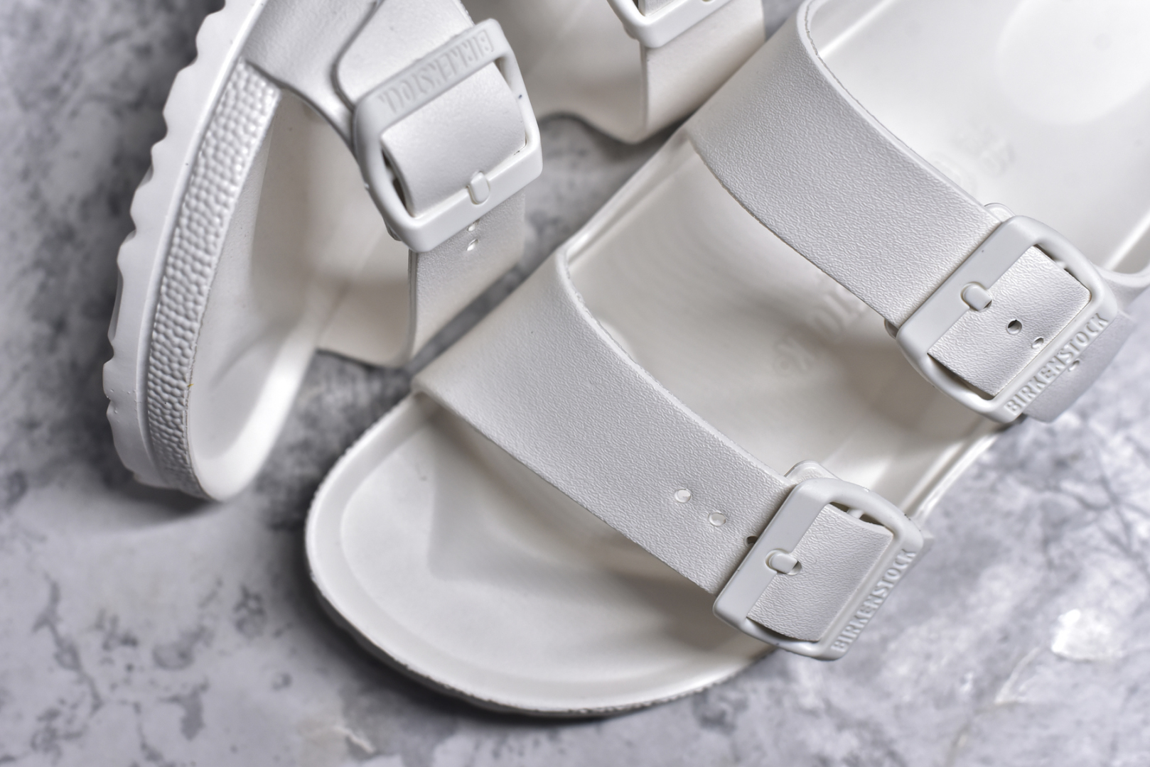 图片[8]-#Birkenstock 博肯/勃肯 EVA 双扣拖鞋凉鞋 129421 大厂出品 夏季走量必备爆款🔥超轻发泡大底 整鞋十分轻便 尺码：36 37 38 39 40 41 42 43 44 45 46-选品中心